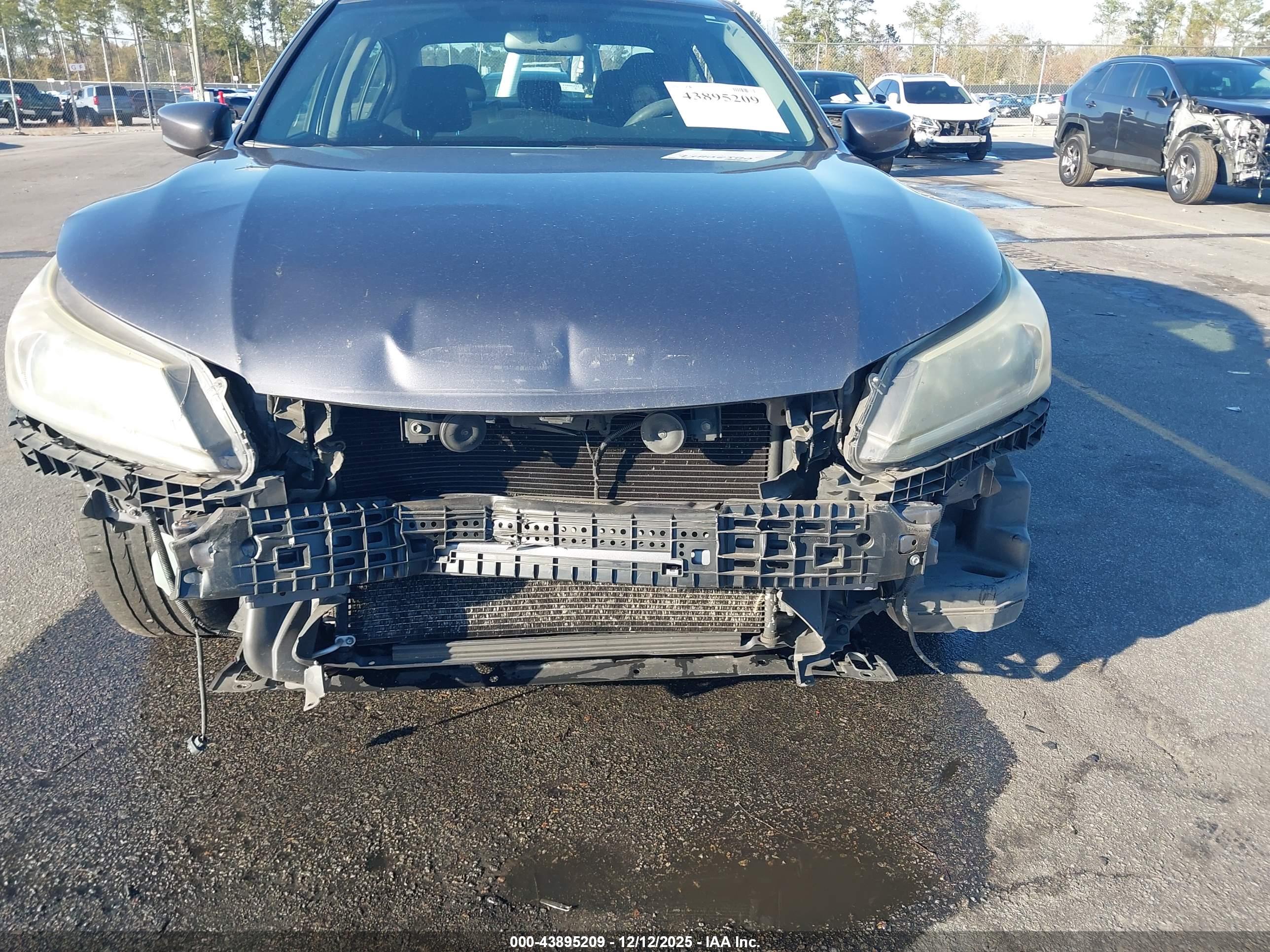 HONDA ACCORD image 6