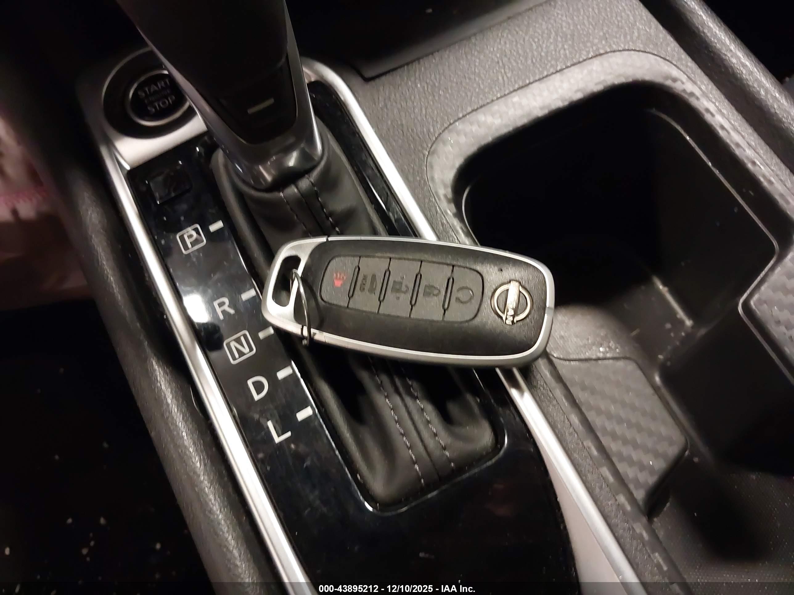 NISSAN SENTRA image 11