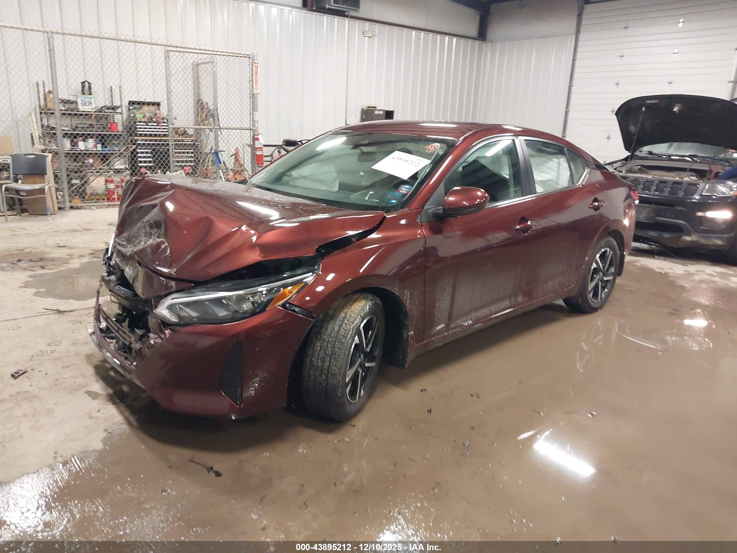 NISSAN SENTRA image 2