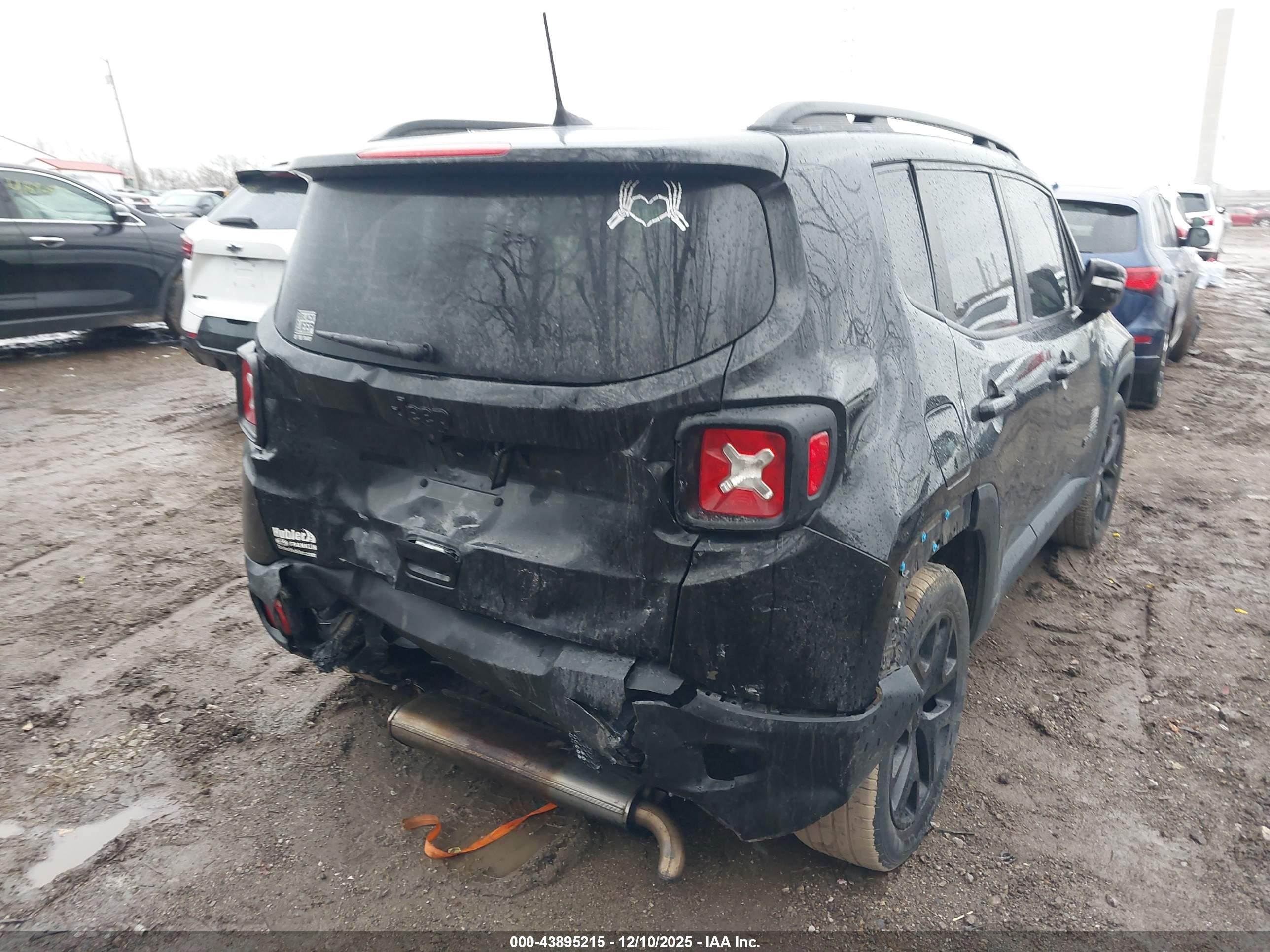 JEEP RENEGADE image 4