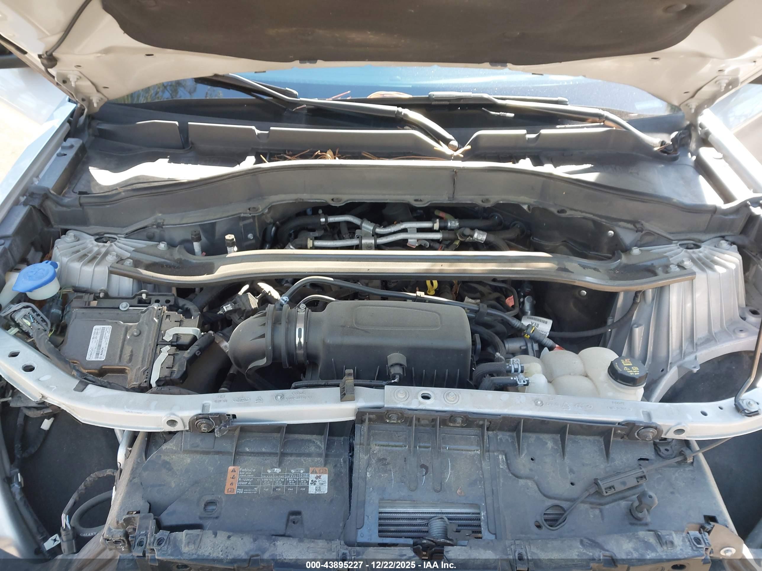 FORD EXPLORER image 10