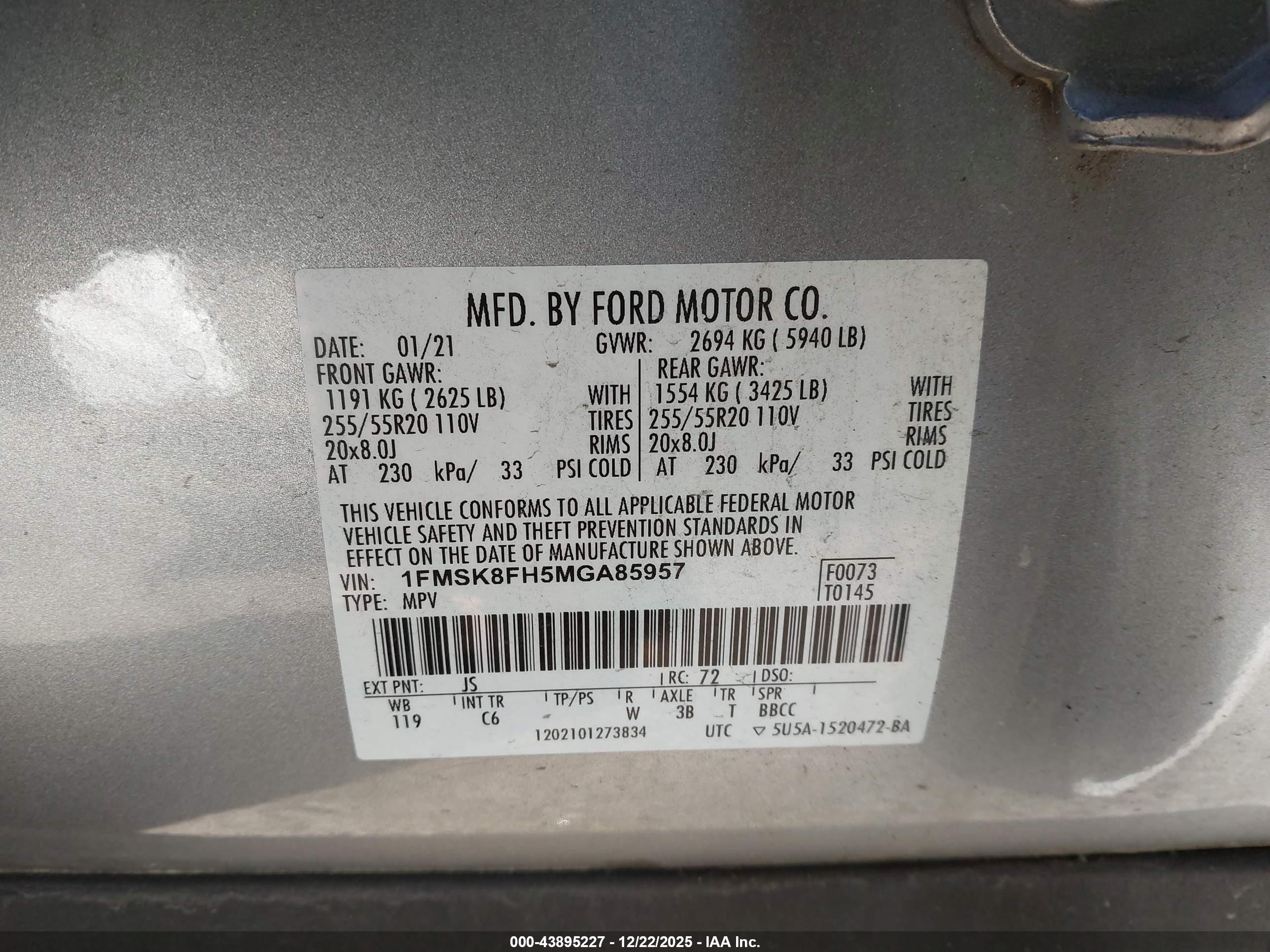 FORD EXPLORER image 9