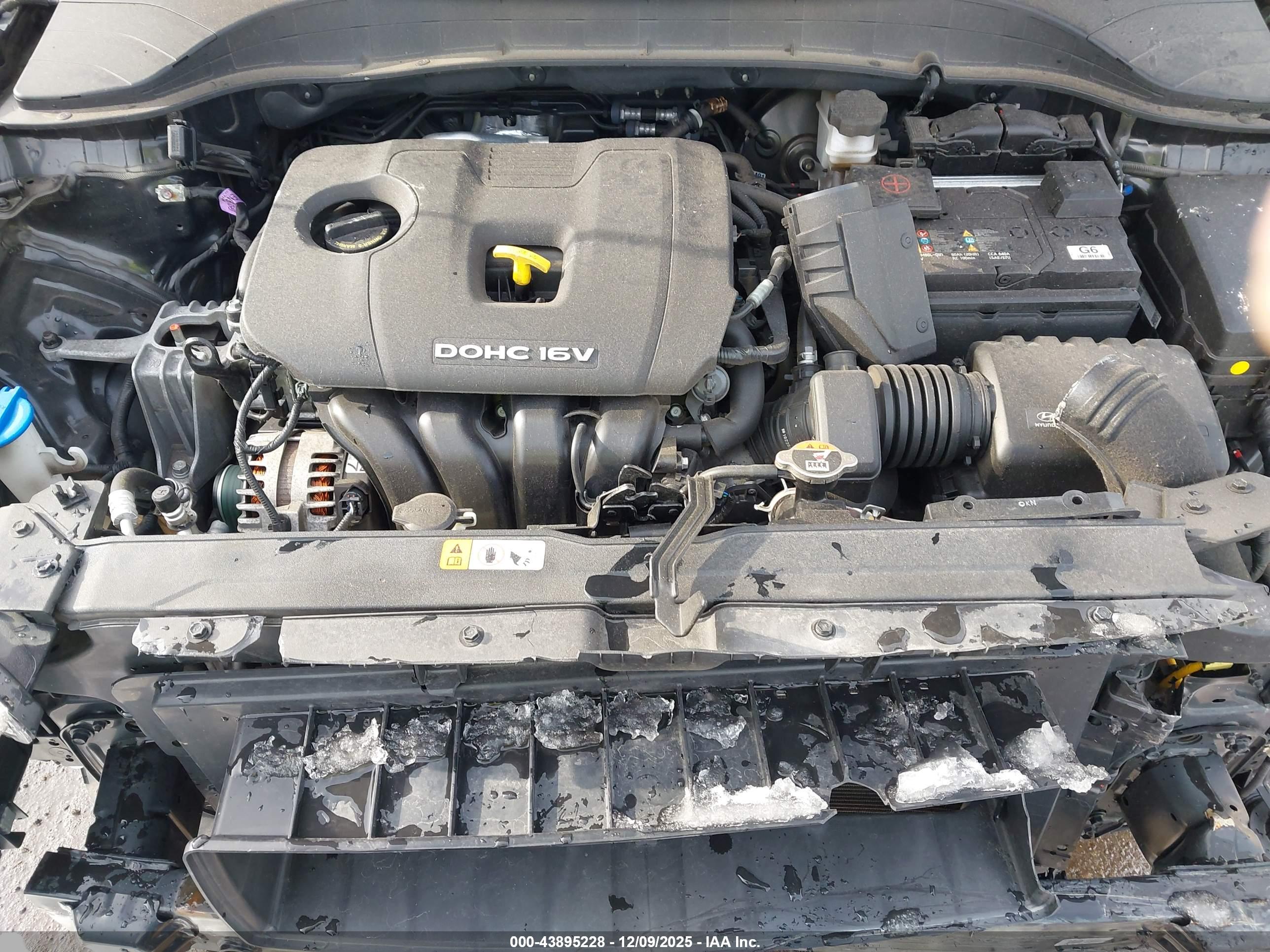 HYUNDAI KONA image 10