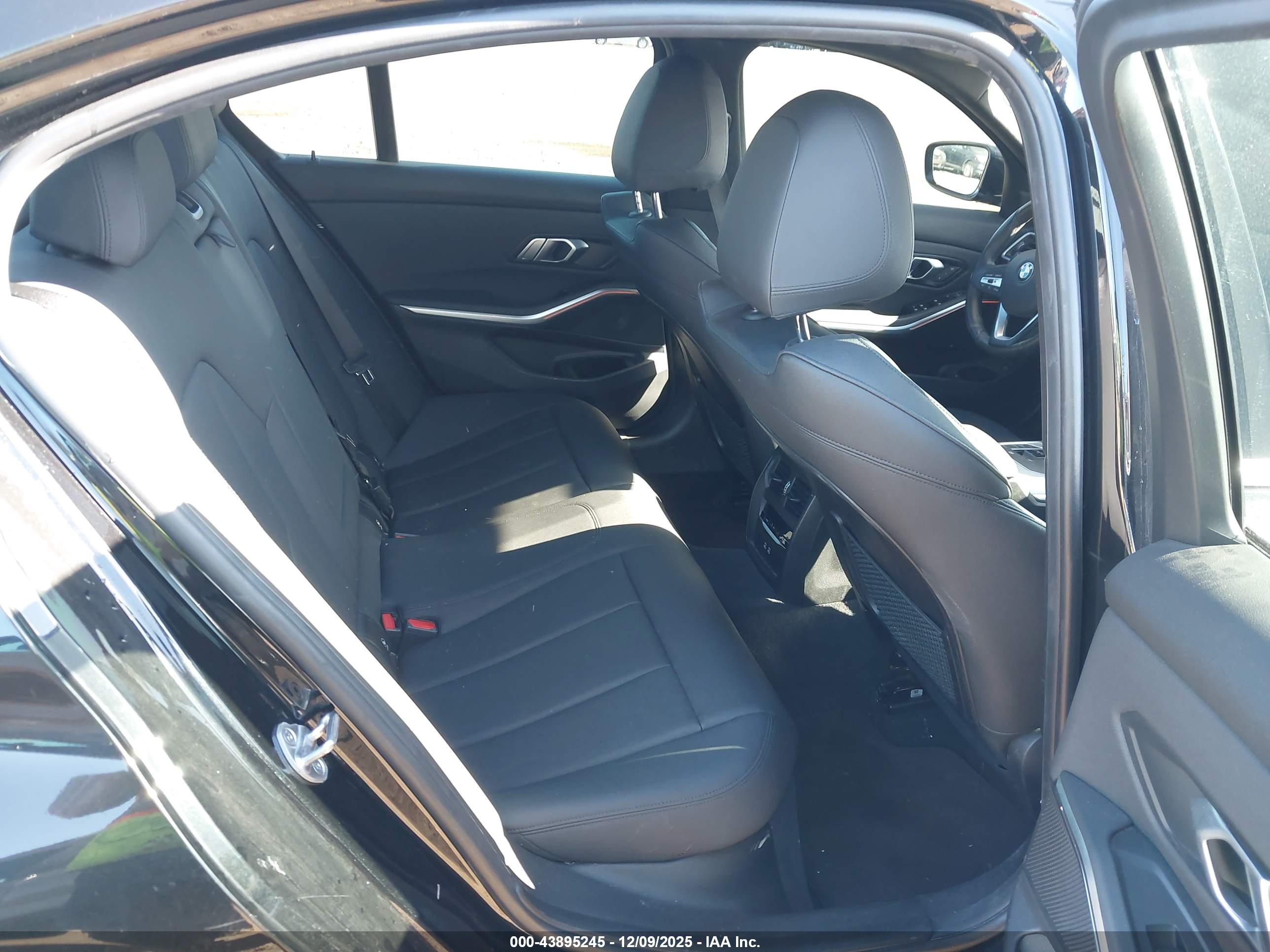 BMW 330I image 8