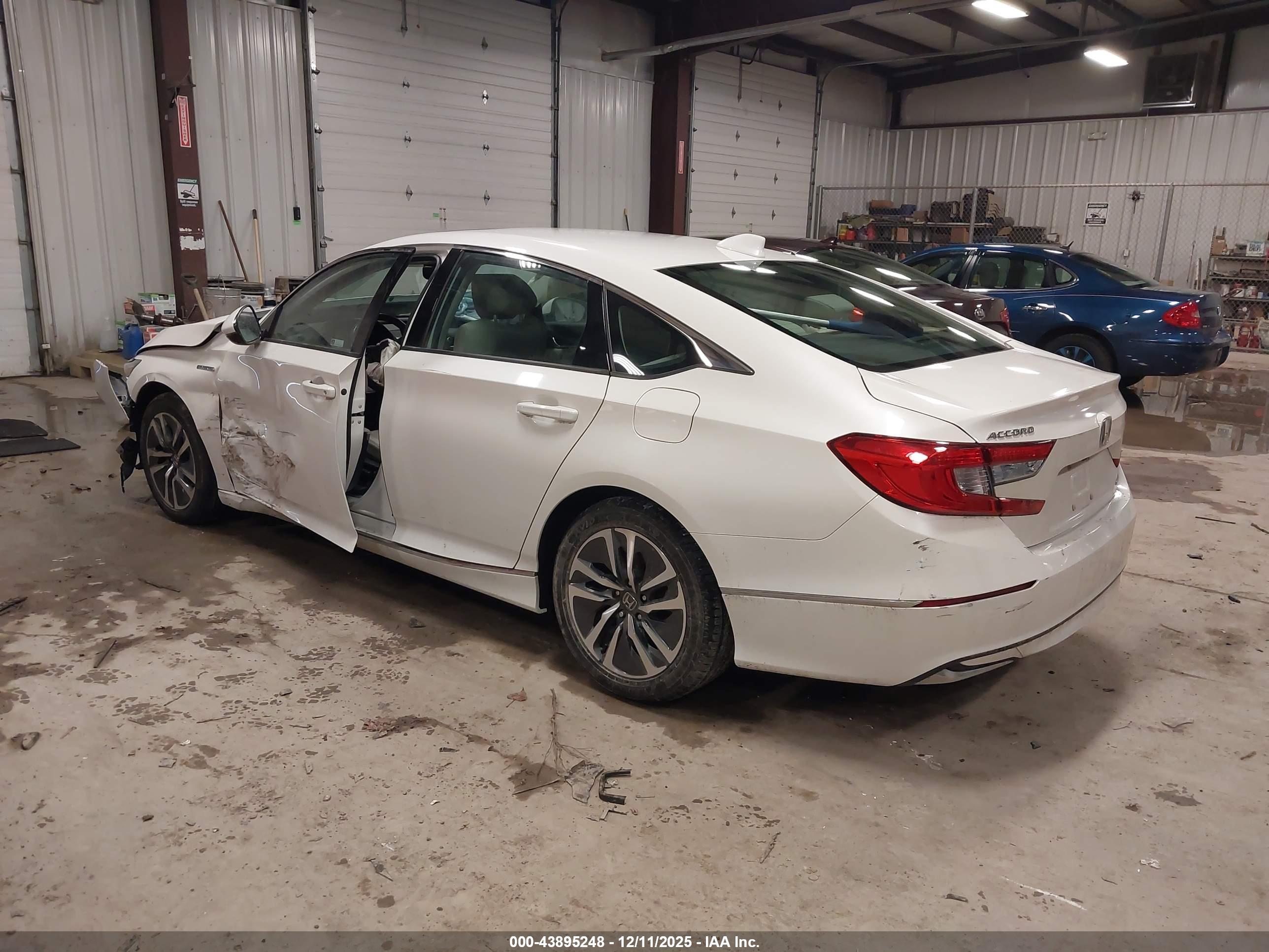 HONDA ACCORD image 3
