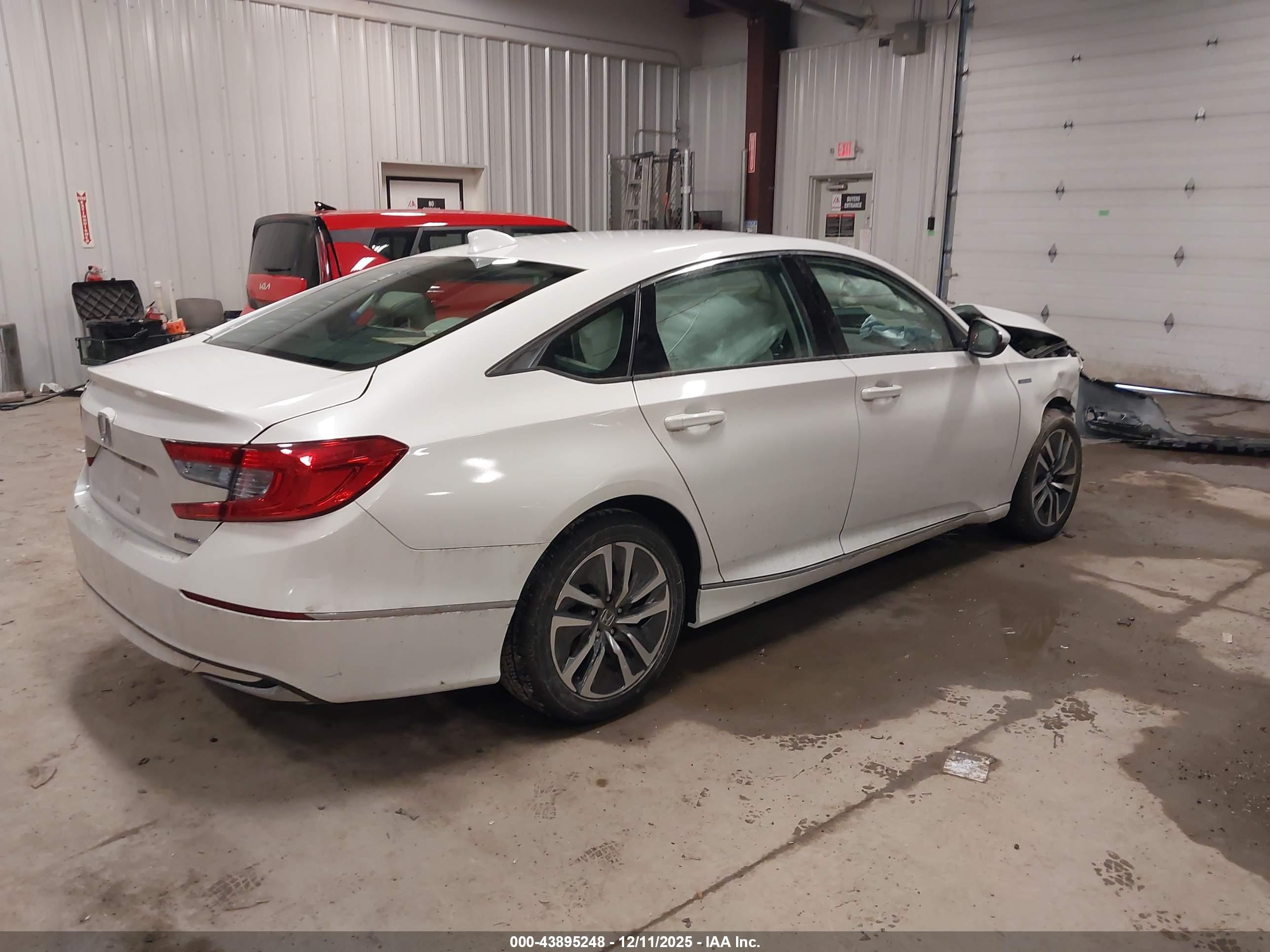HONDA ACCORD image 4