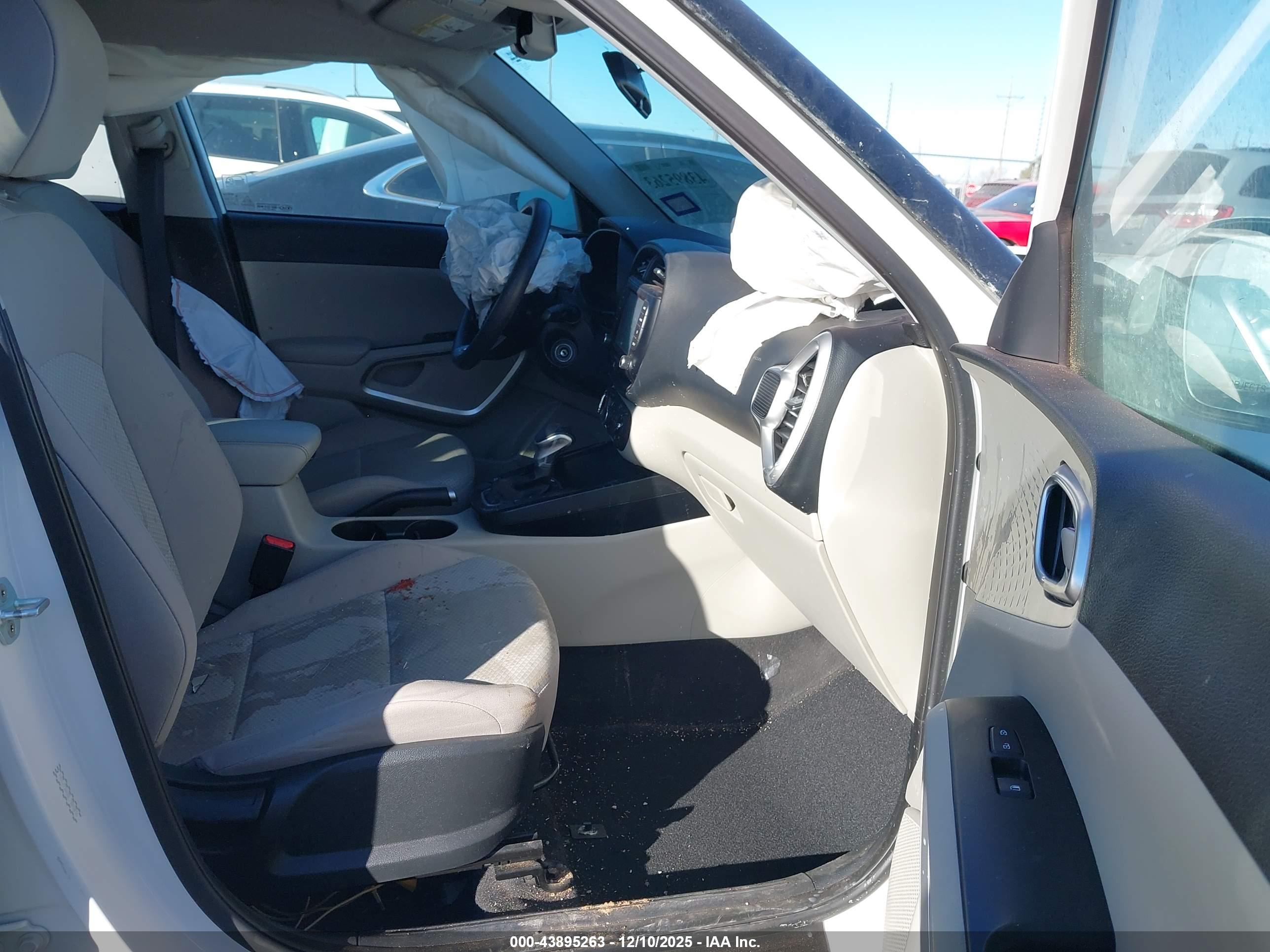 KIA SOUL image 5