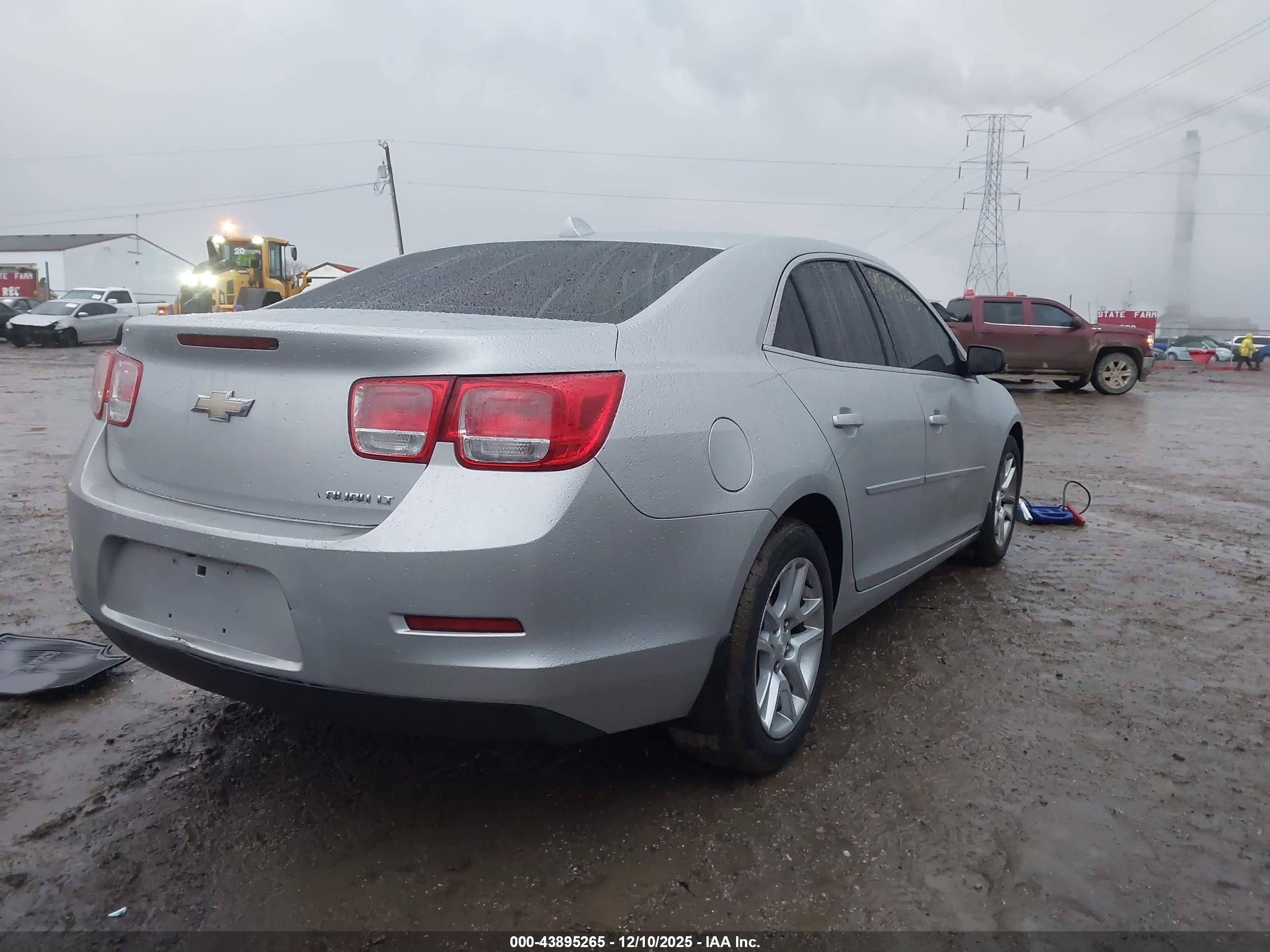 CHEVROLET MALIBU image 4