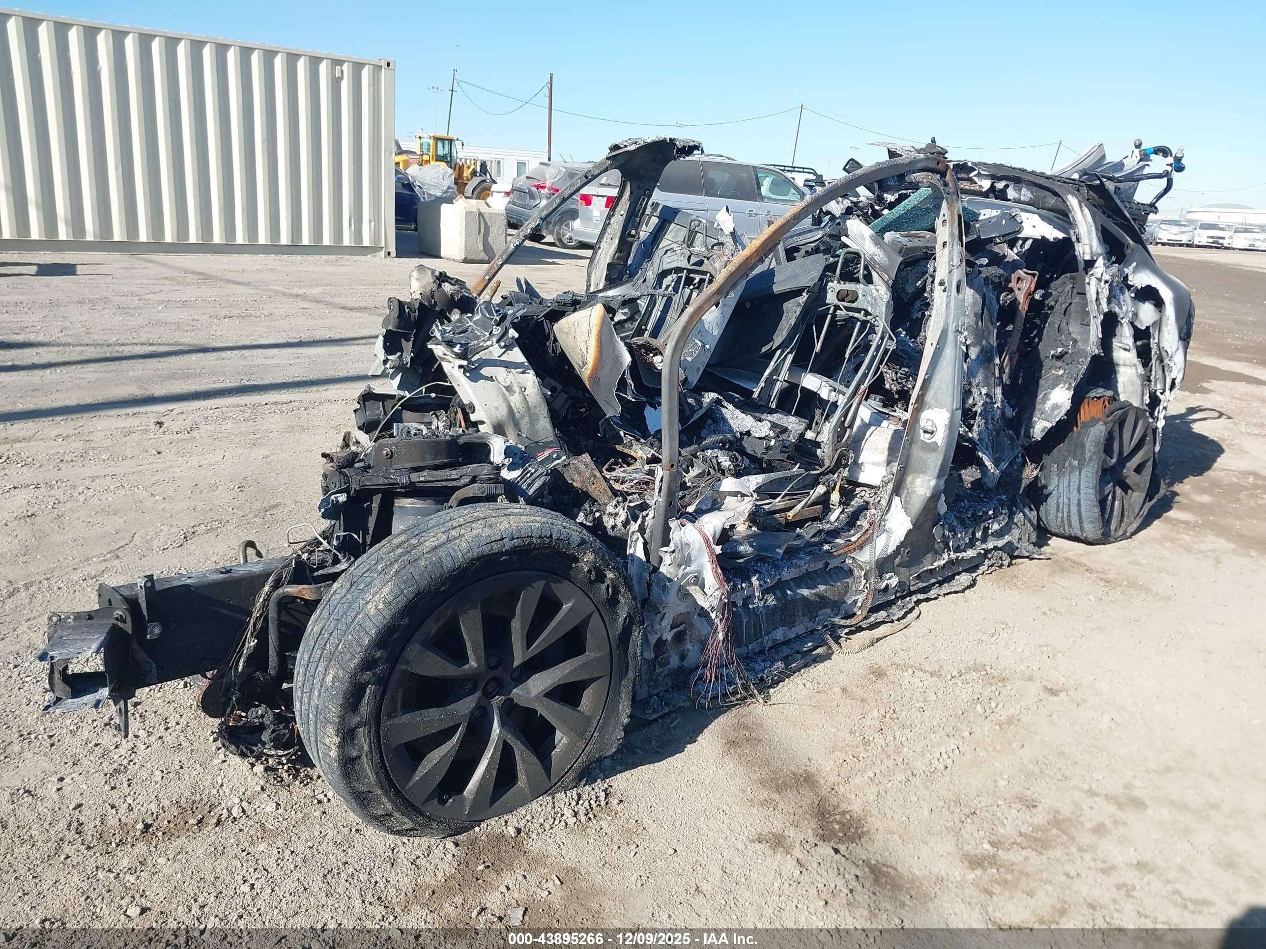 TESLA MODEL image 2