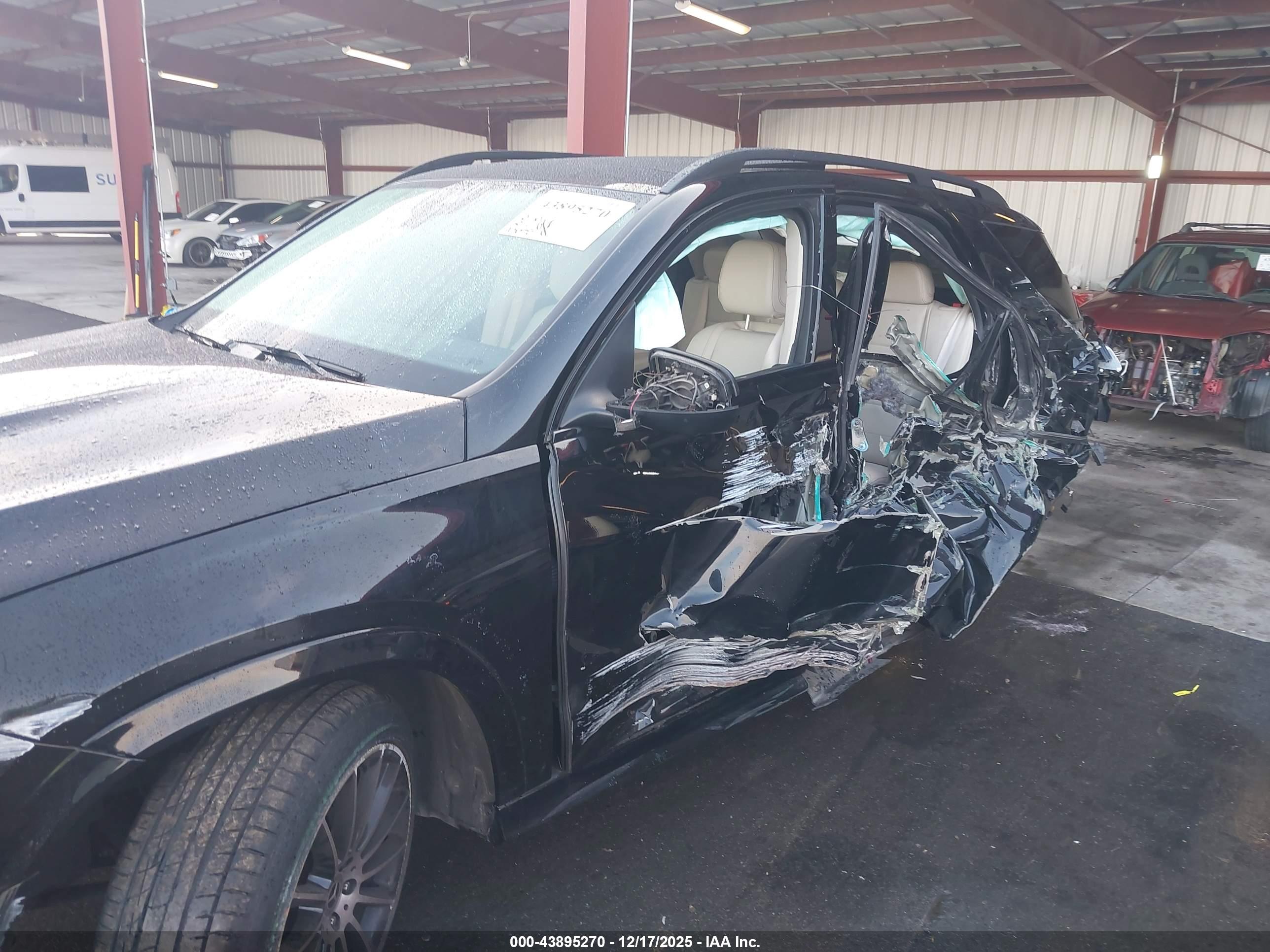 MERCEDES-BENZ GLE image 6