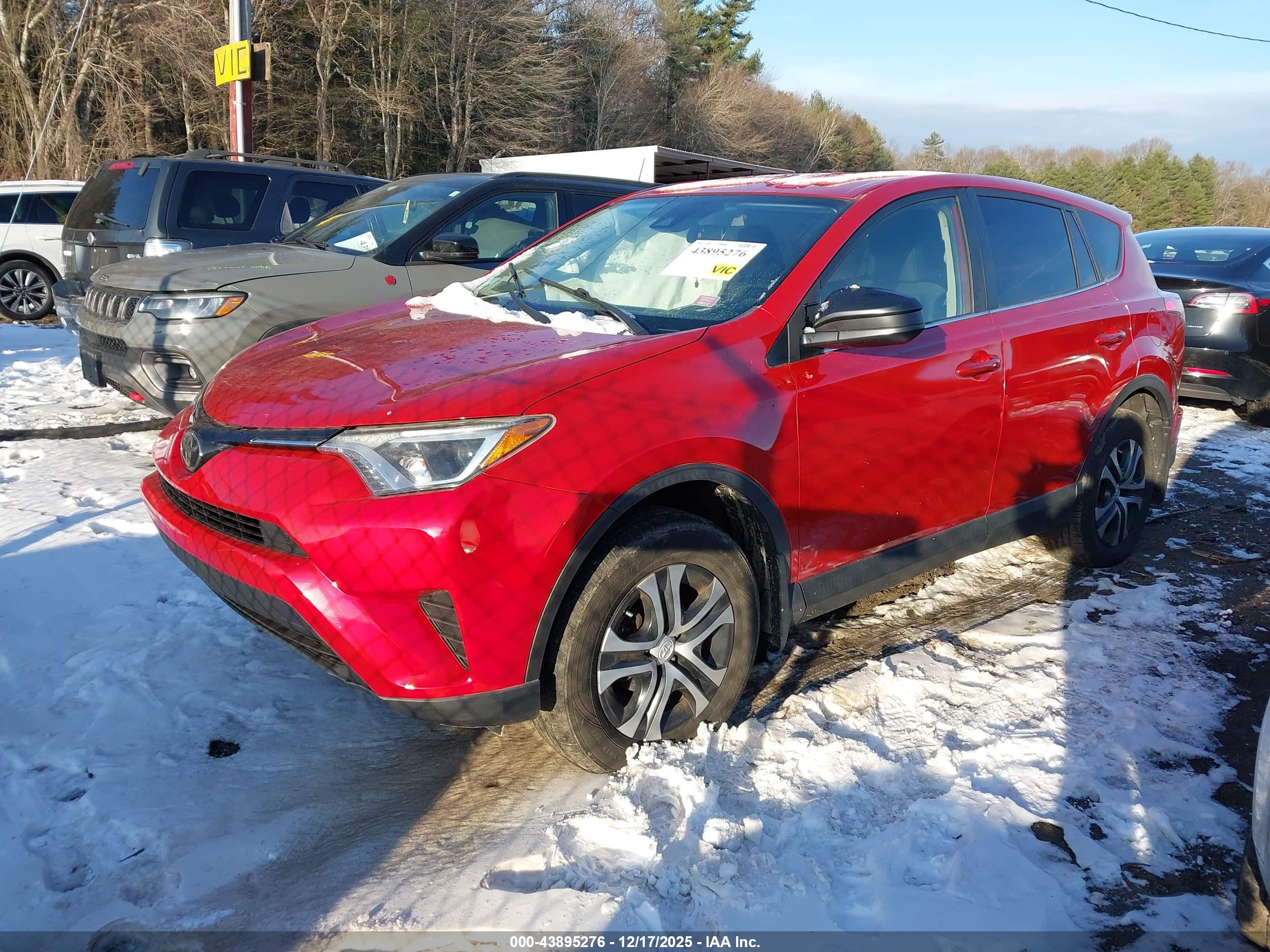 TOYOTA RAV4 image 2