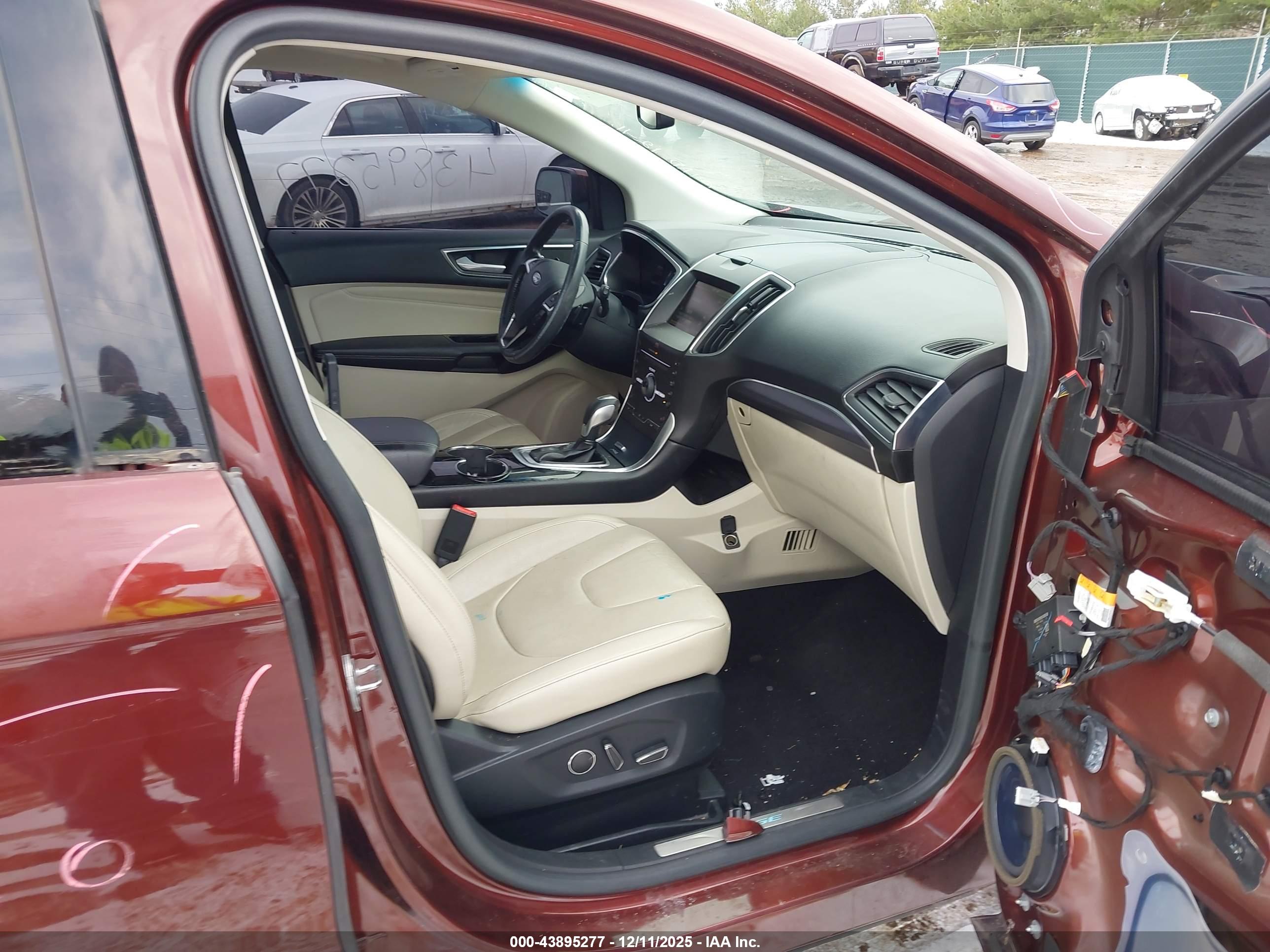 FORD EDGE image 5