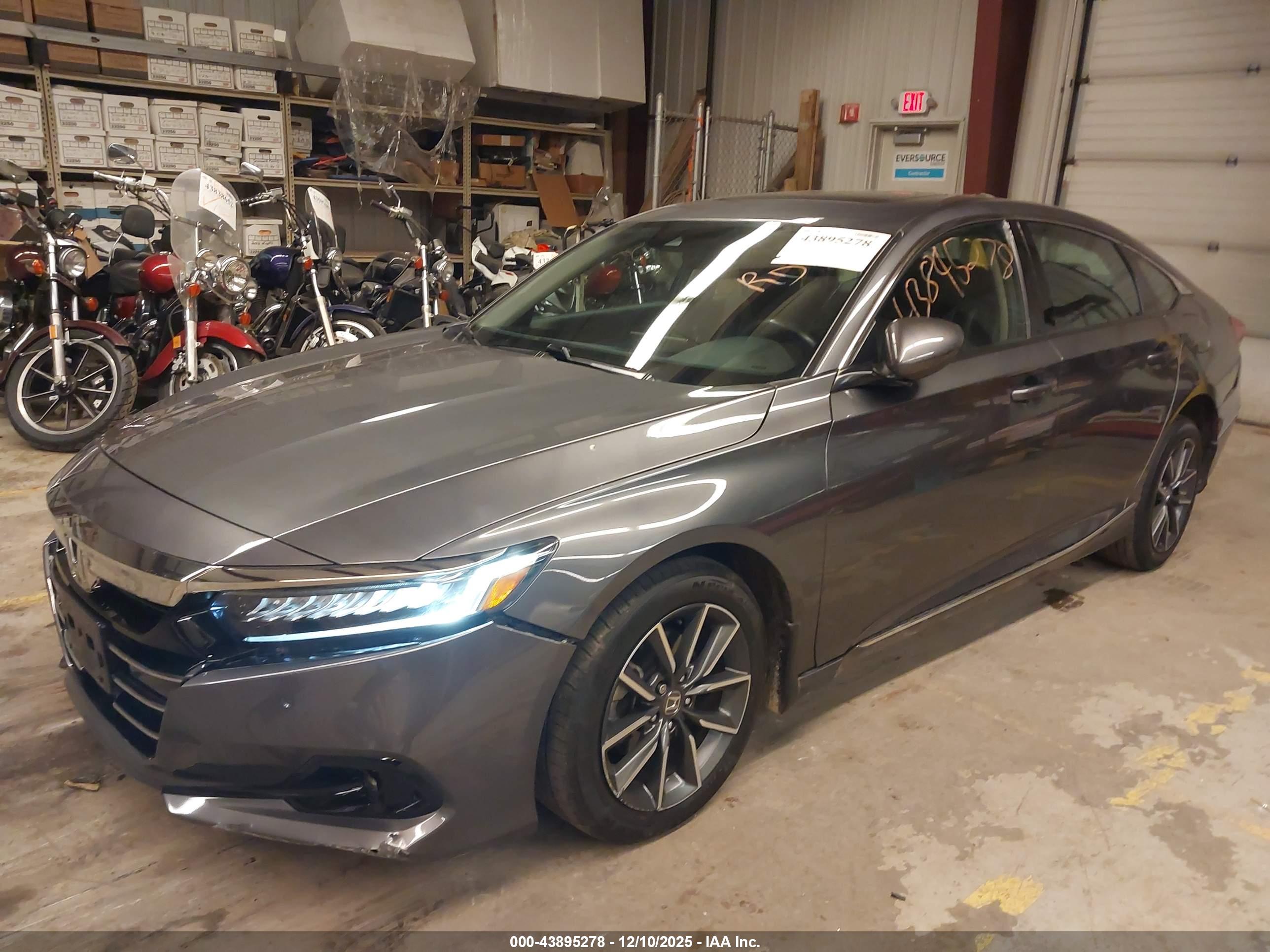 HONDA ACCORD image 2