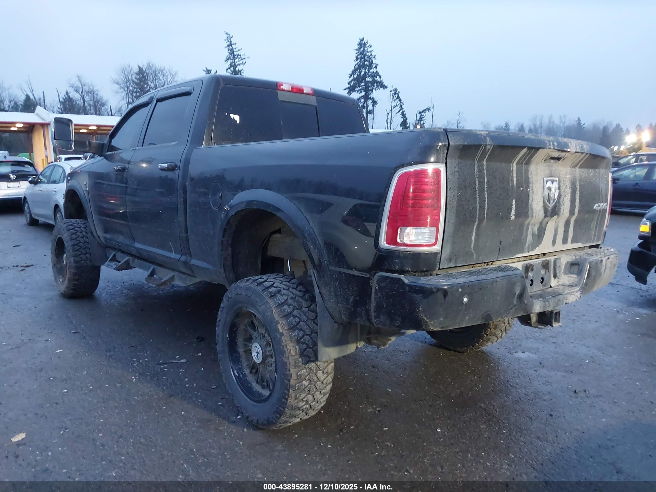 RAM 2500 image 3