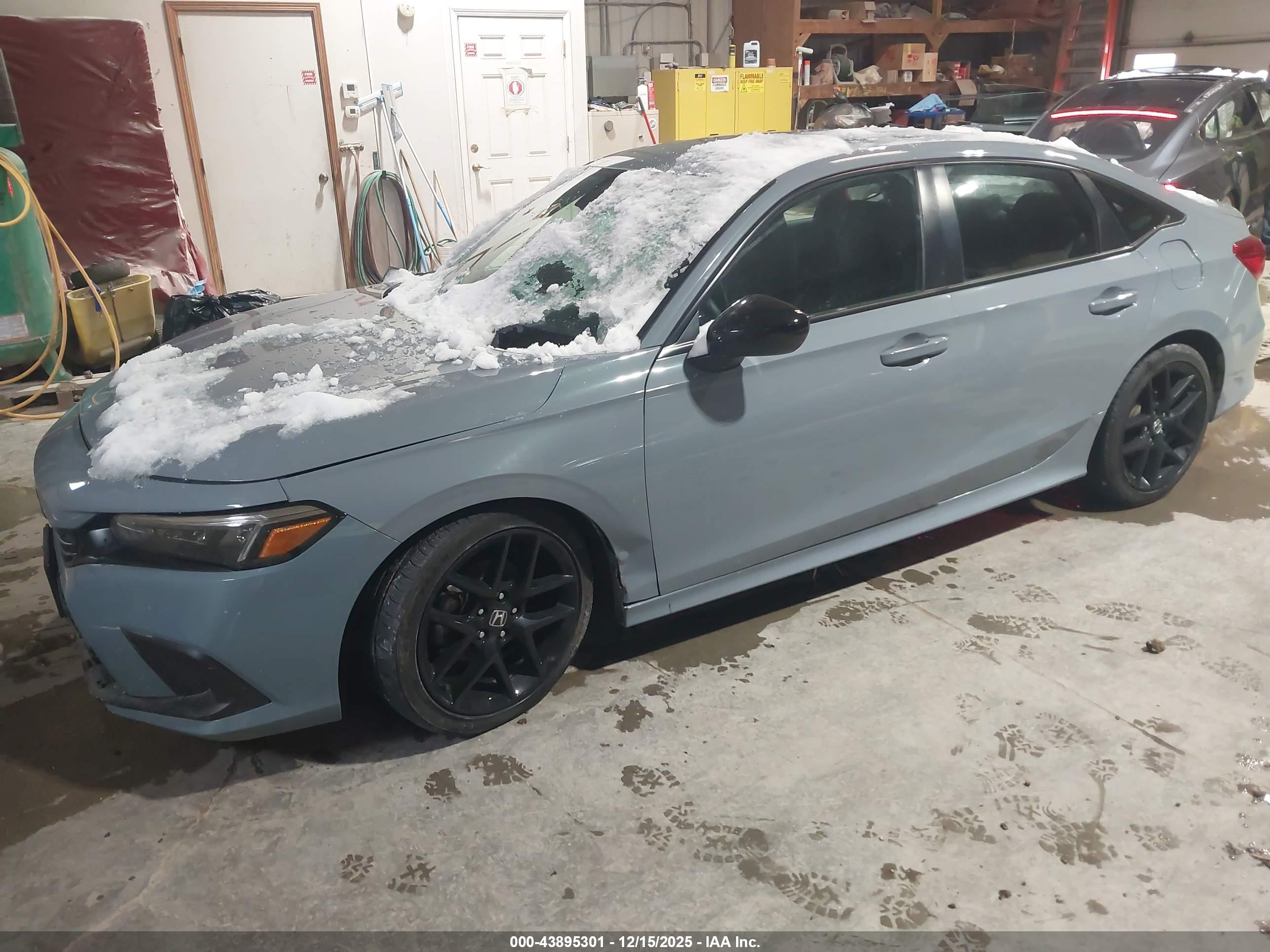 HONDA CIVIC image 2
