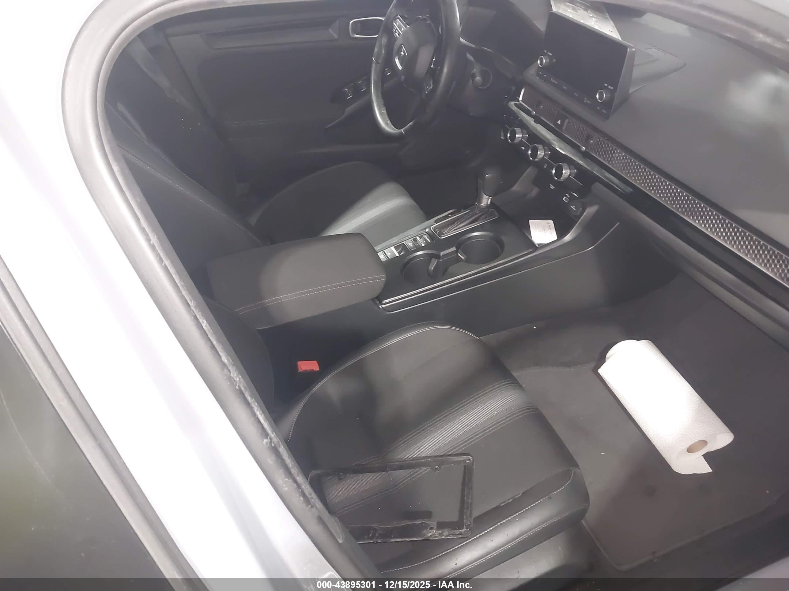 HONDA CIVIC image 5