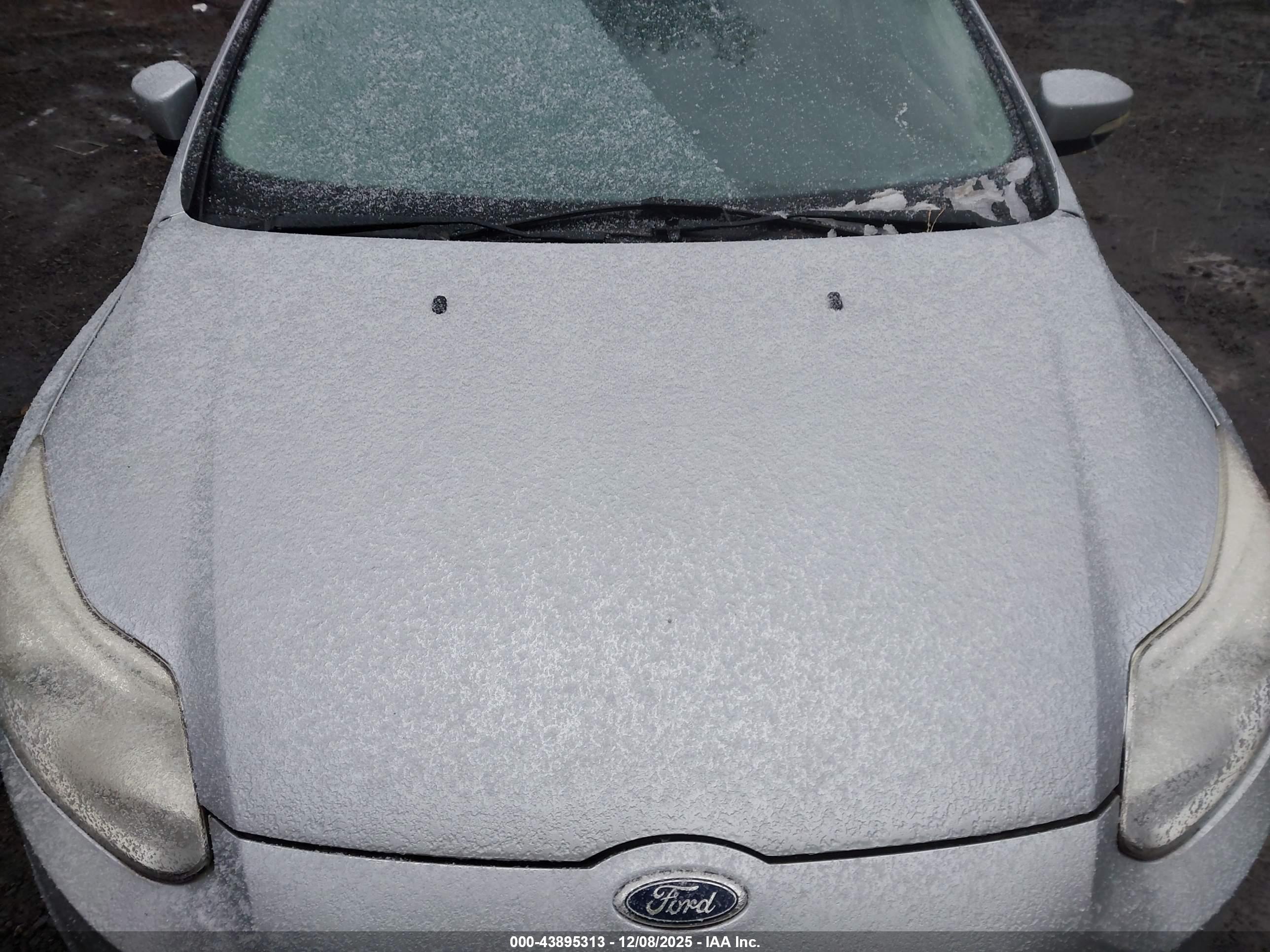 FORD FOCUS image 10