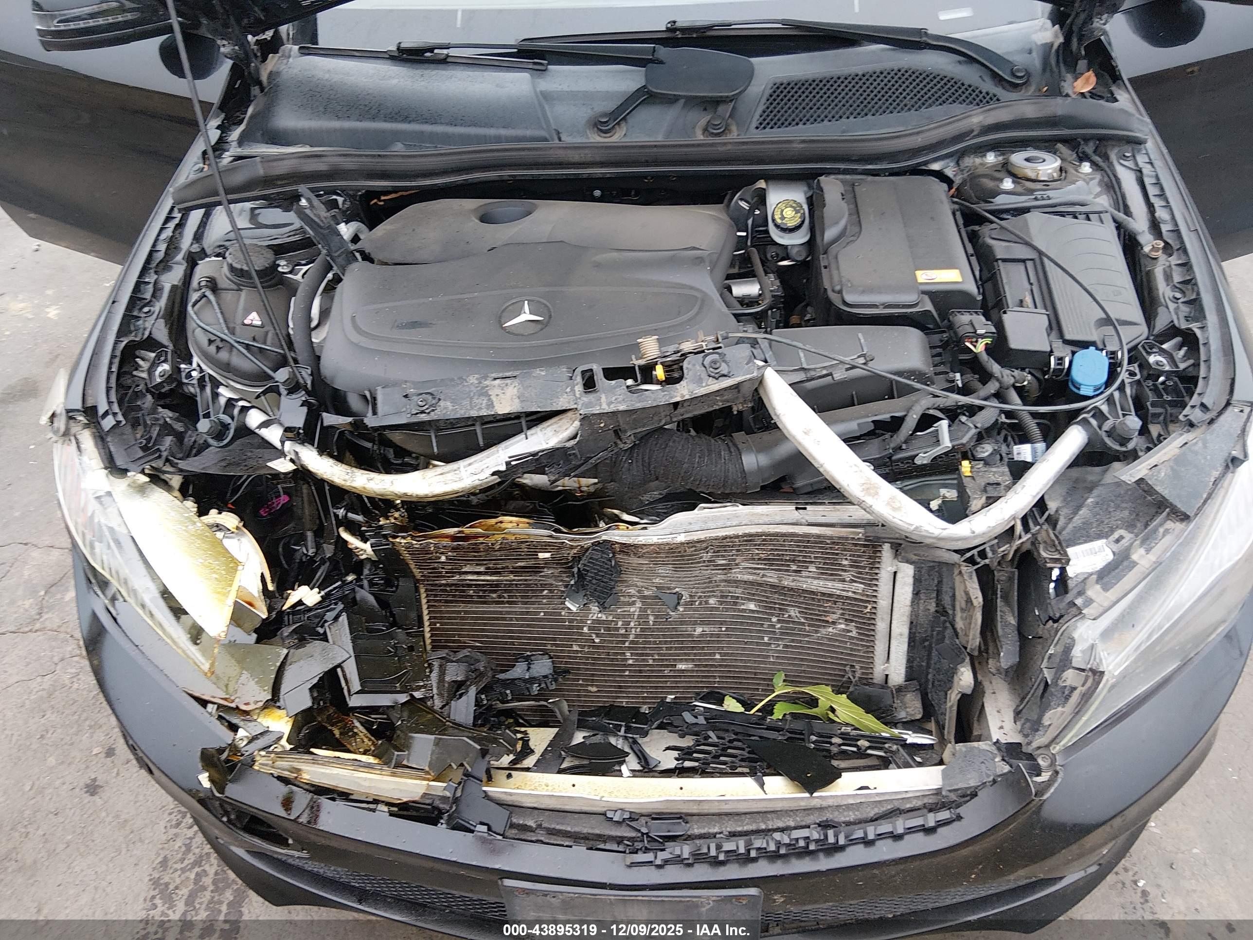 MERCEDES-BENZ CLA image 10