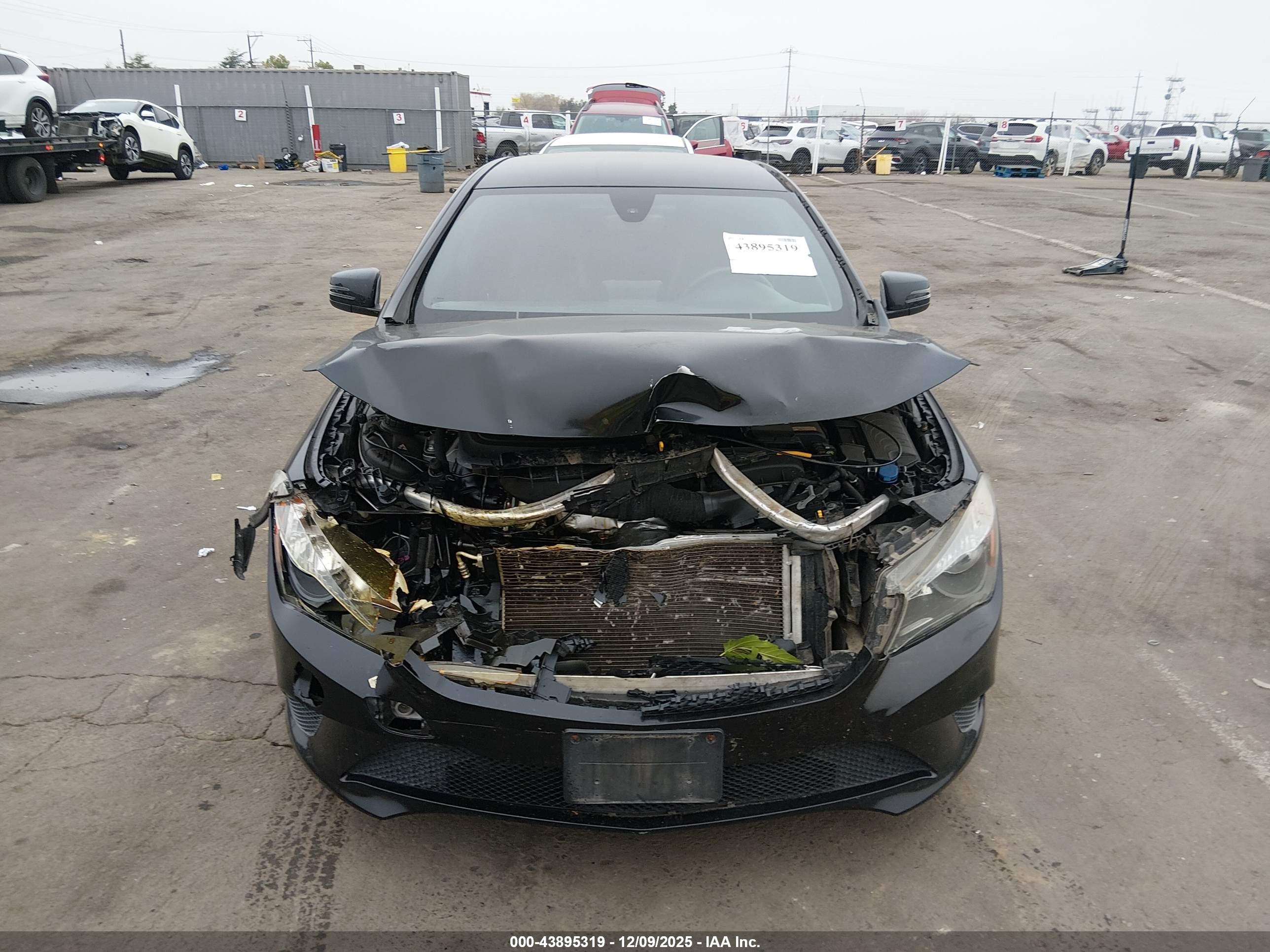 MERCEDES-BENZ CLA image 6