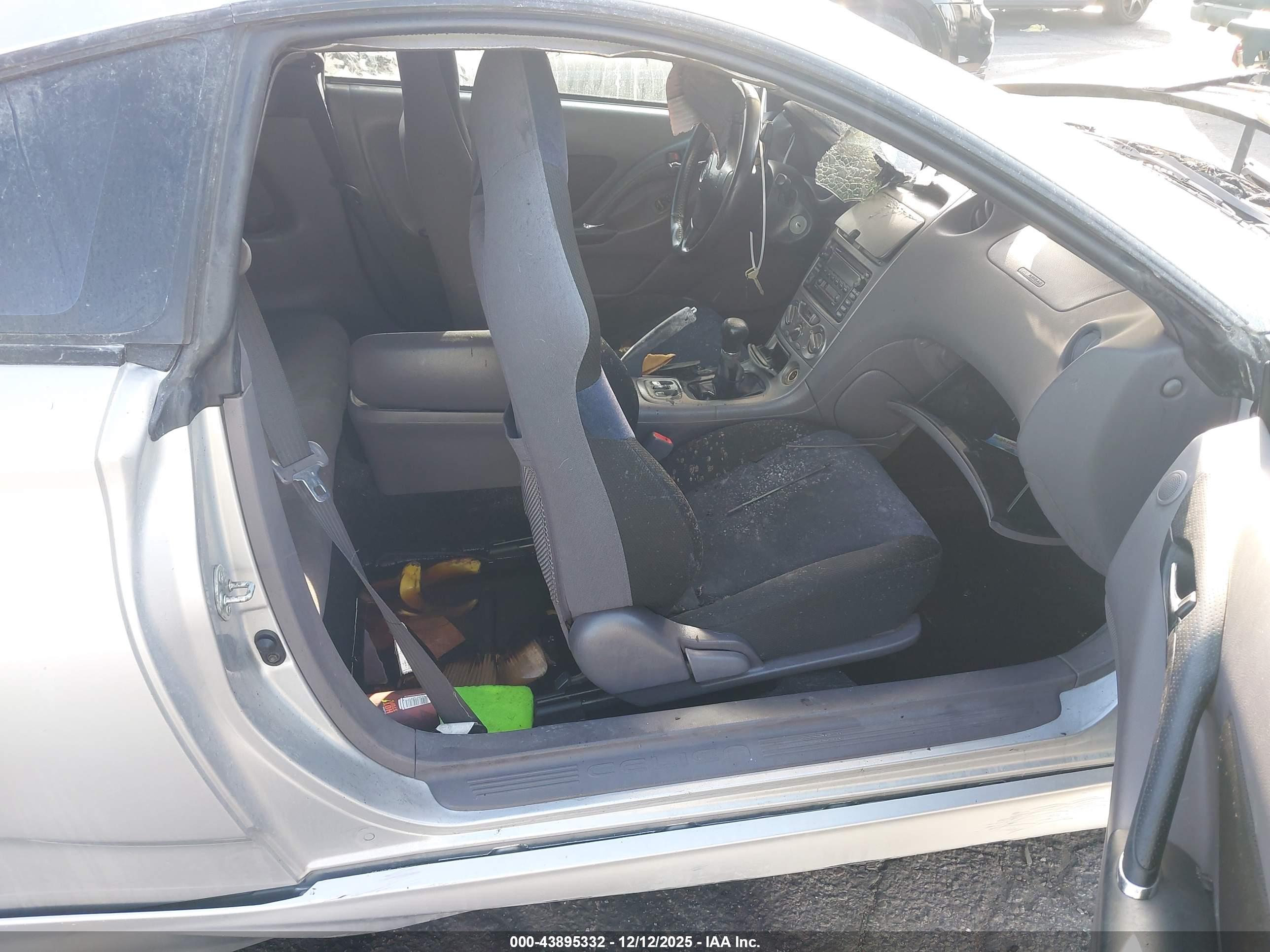 TOYOTA CELICA image 5