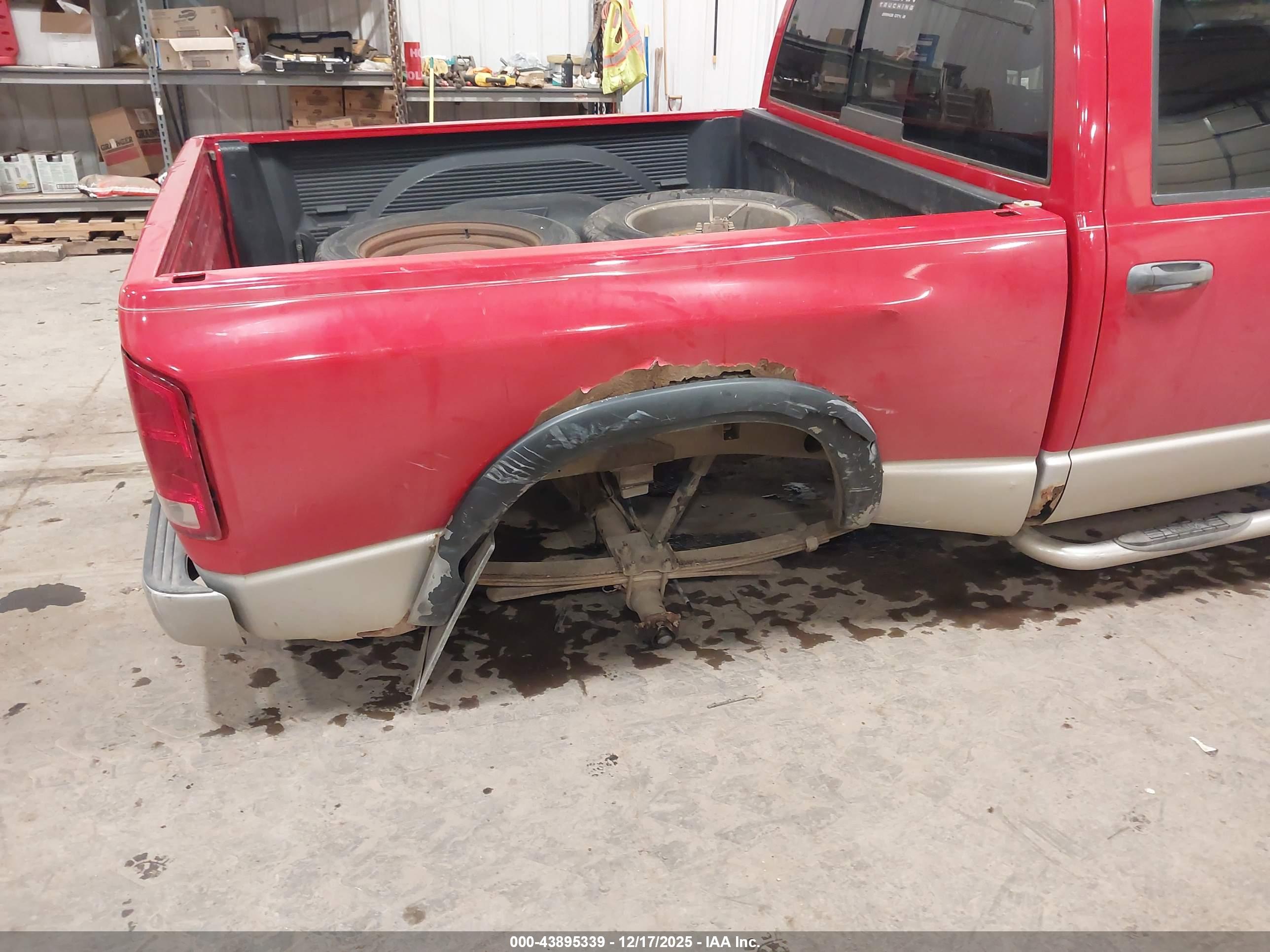 DODGE RAM image 6