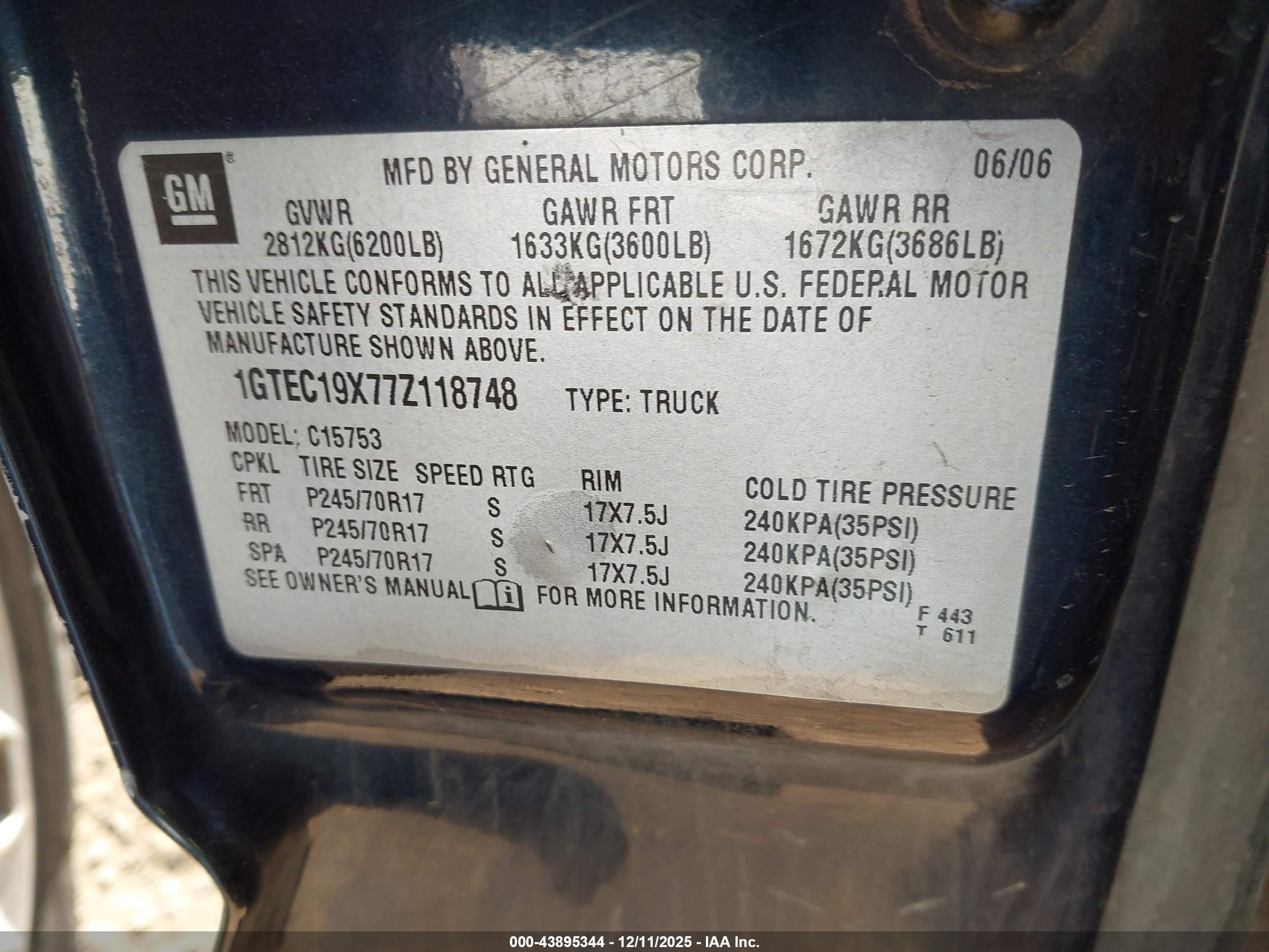 GMC SIERRA image 9