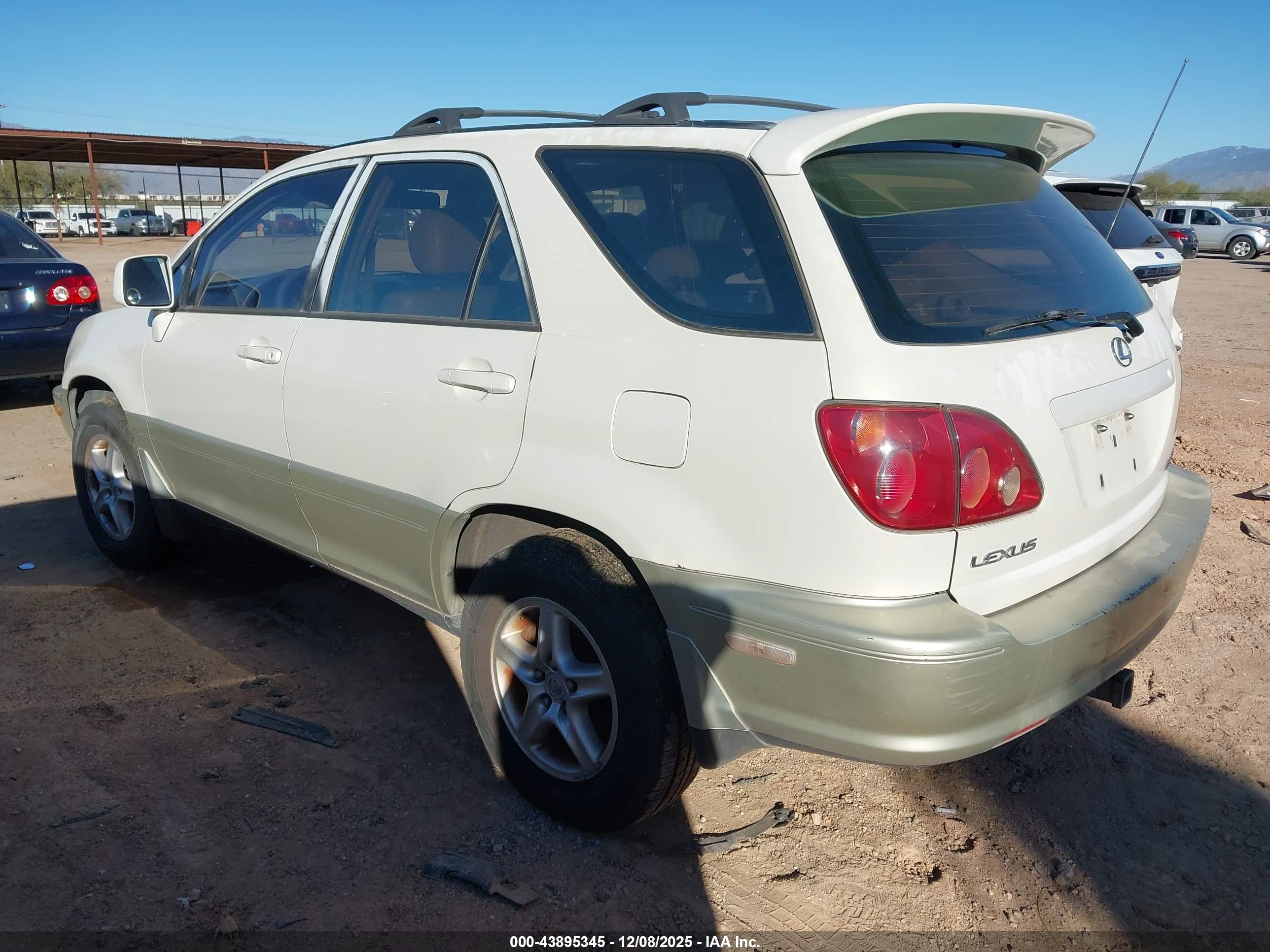 LEXUS RX image 3
