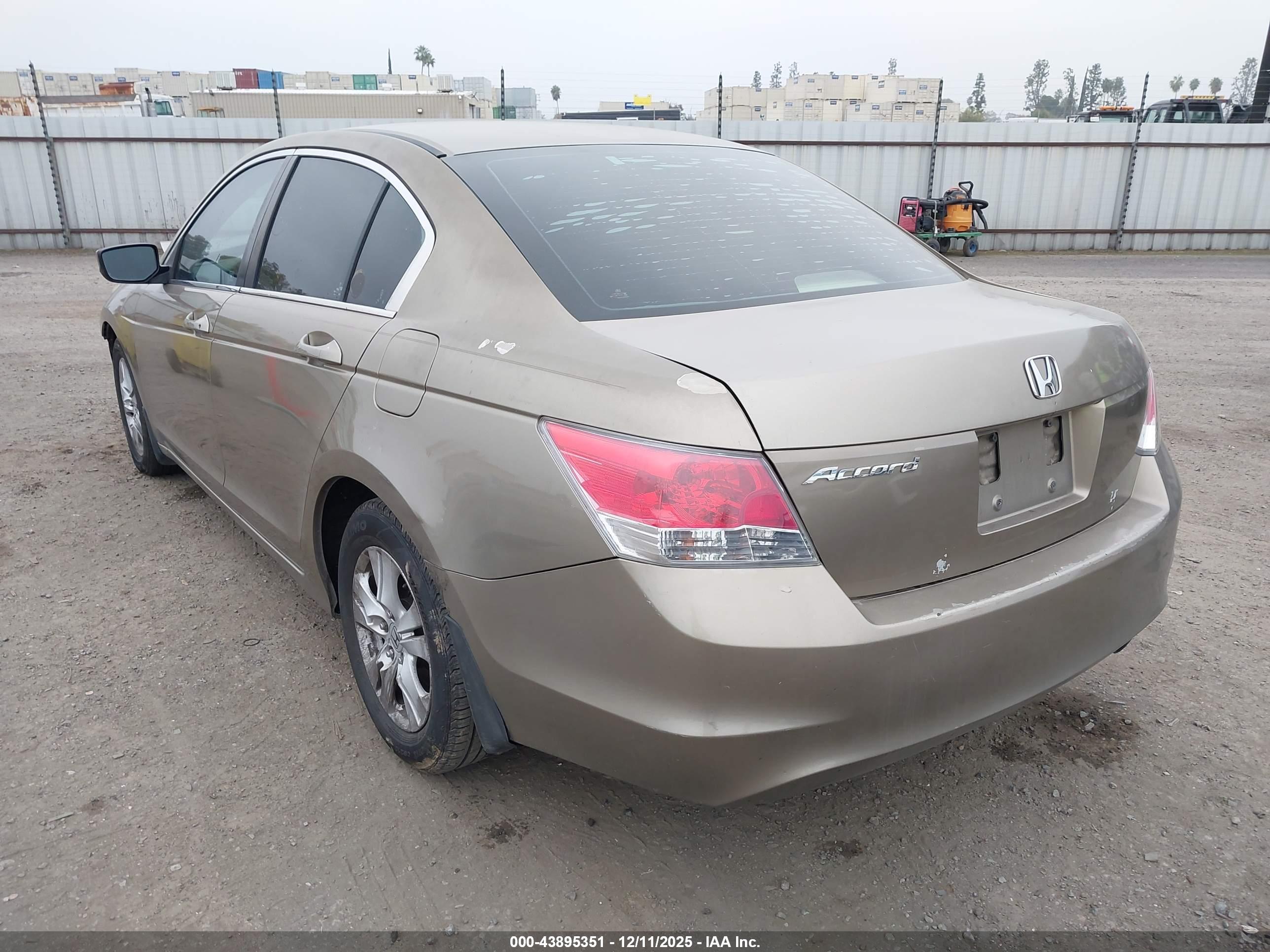 HONDA ACCORD image 3