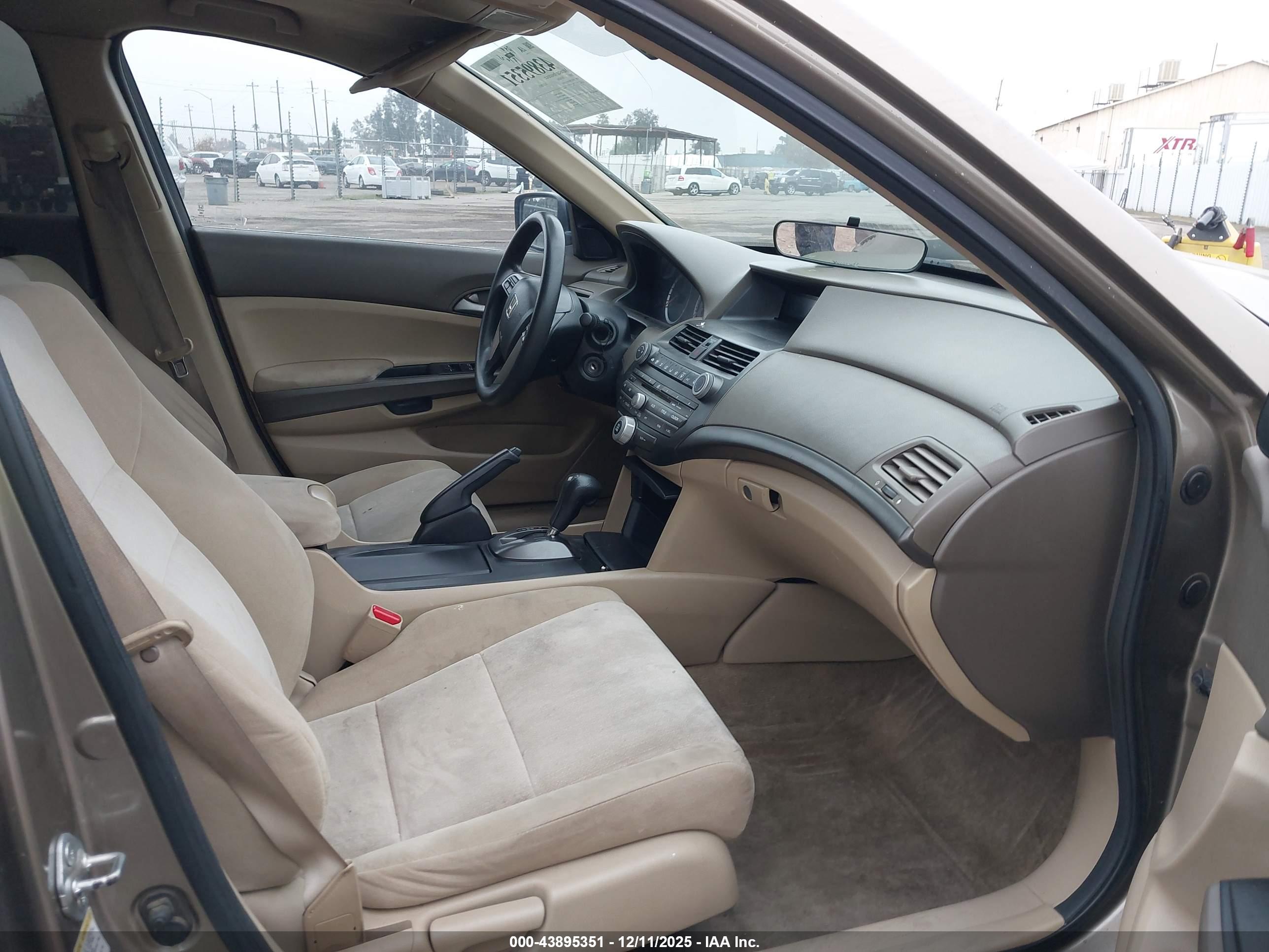 HONDA ACCORD image 5