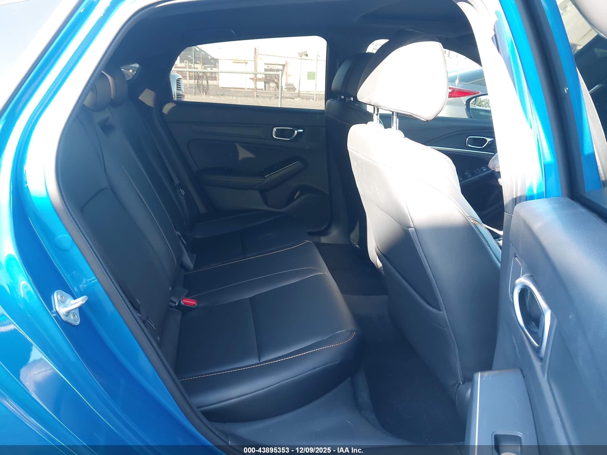 ACURA INTEGRA image 8