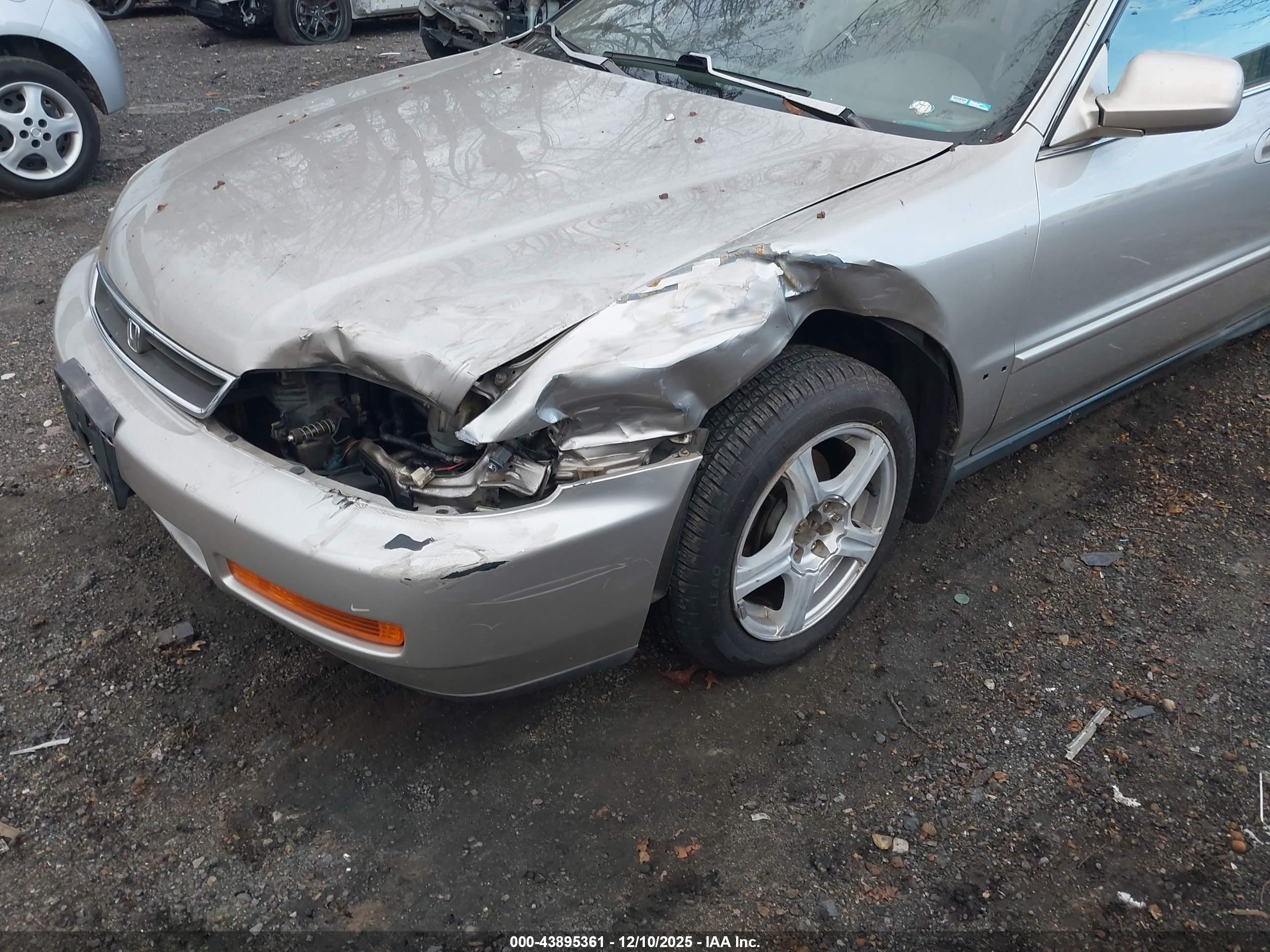 HONDA ACCORD image 6