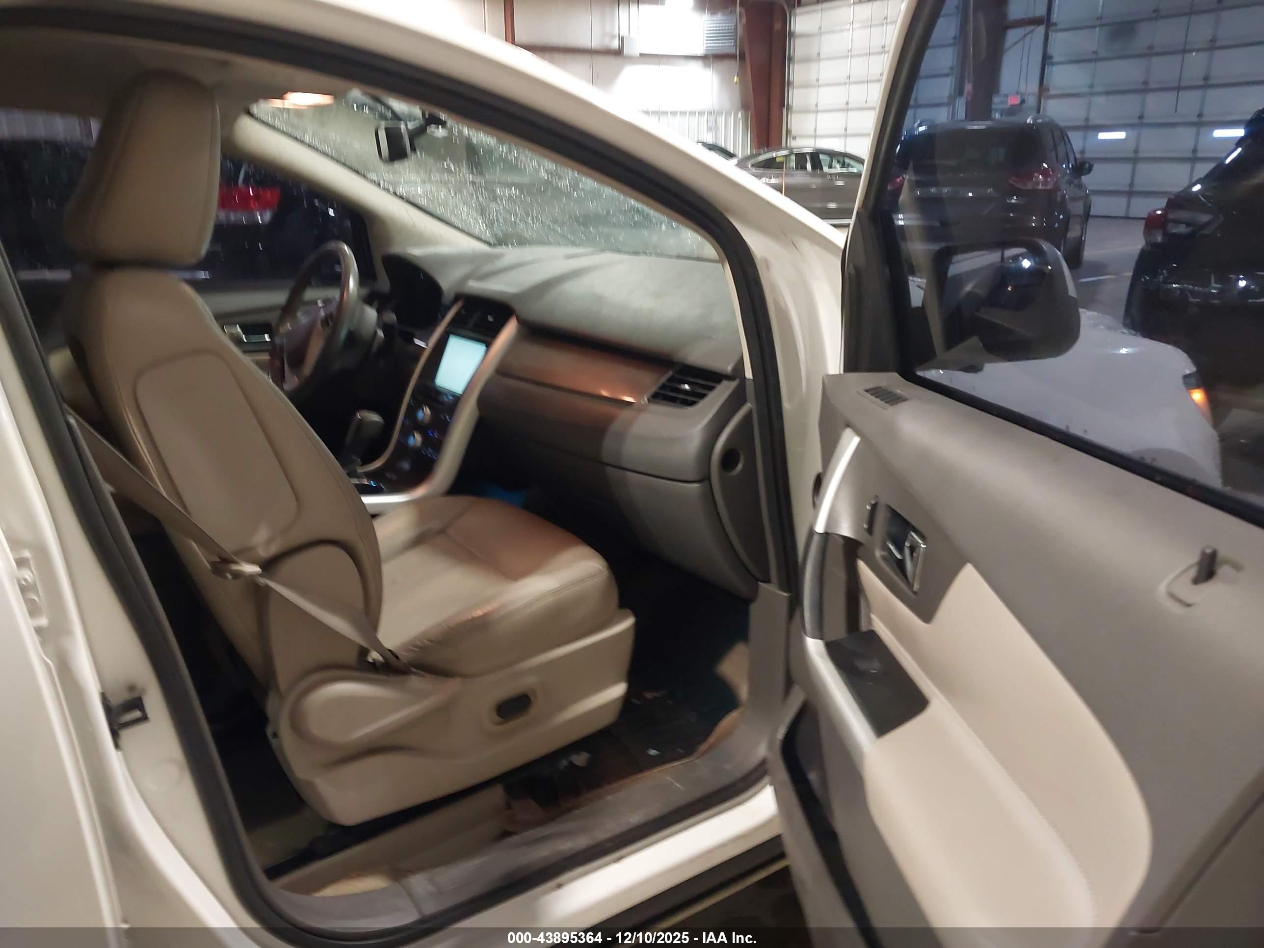 FORD EDGE image 5