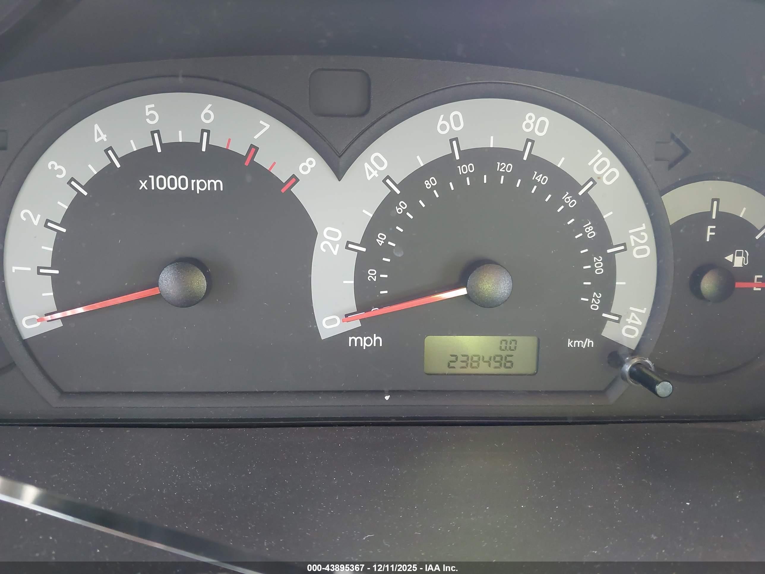 HYUNDAI ELANTRA image 7