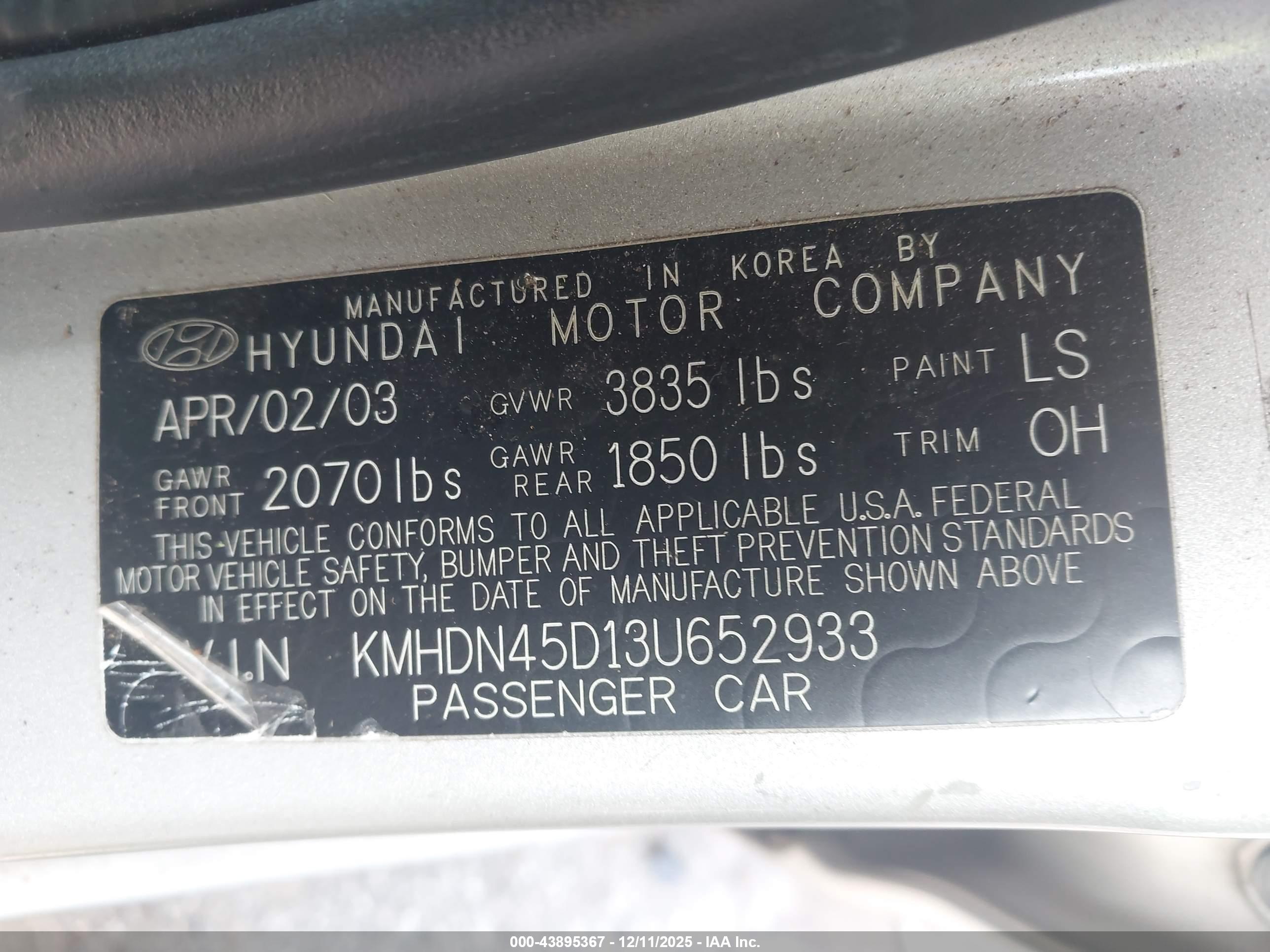 HYUNDAI ELANTRA image 9