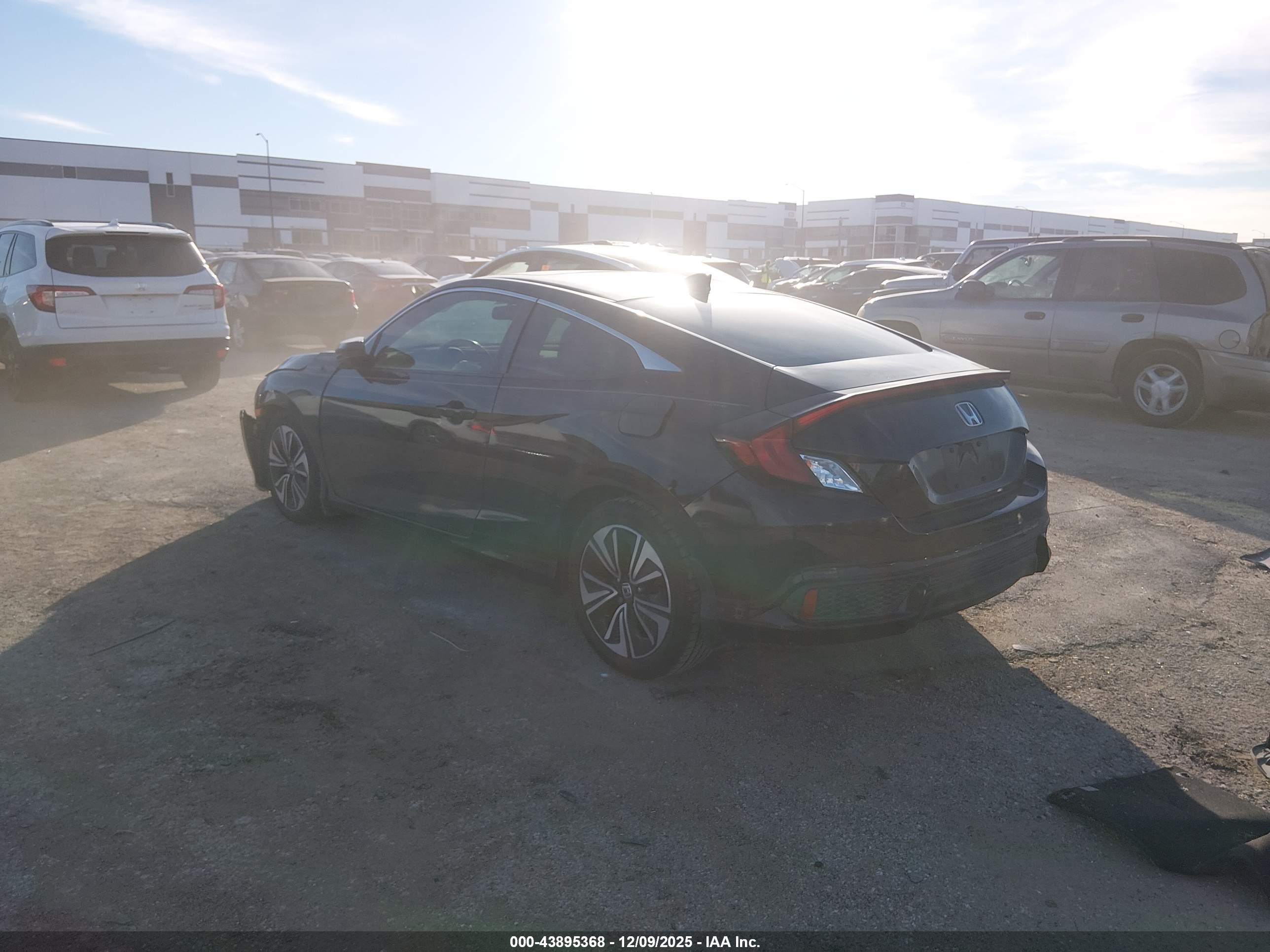 HONDA CIVIC image 3