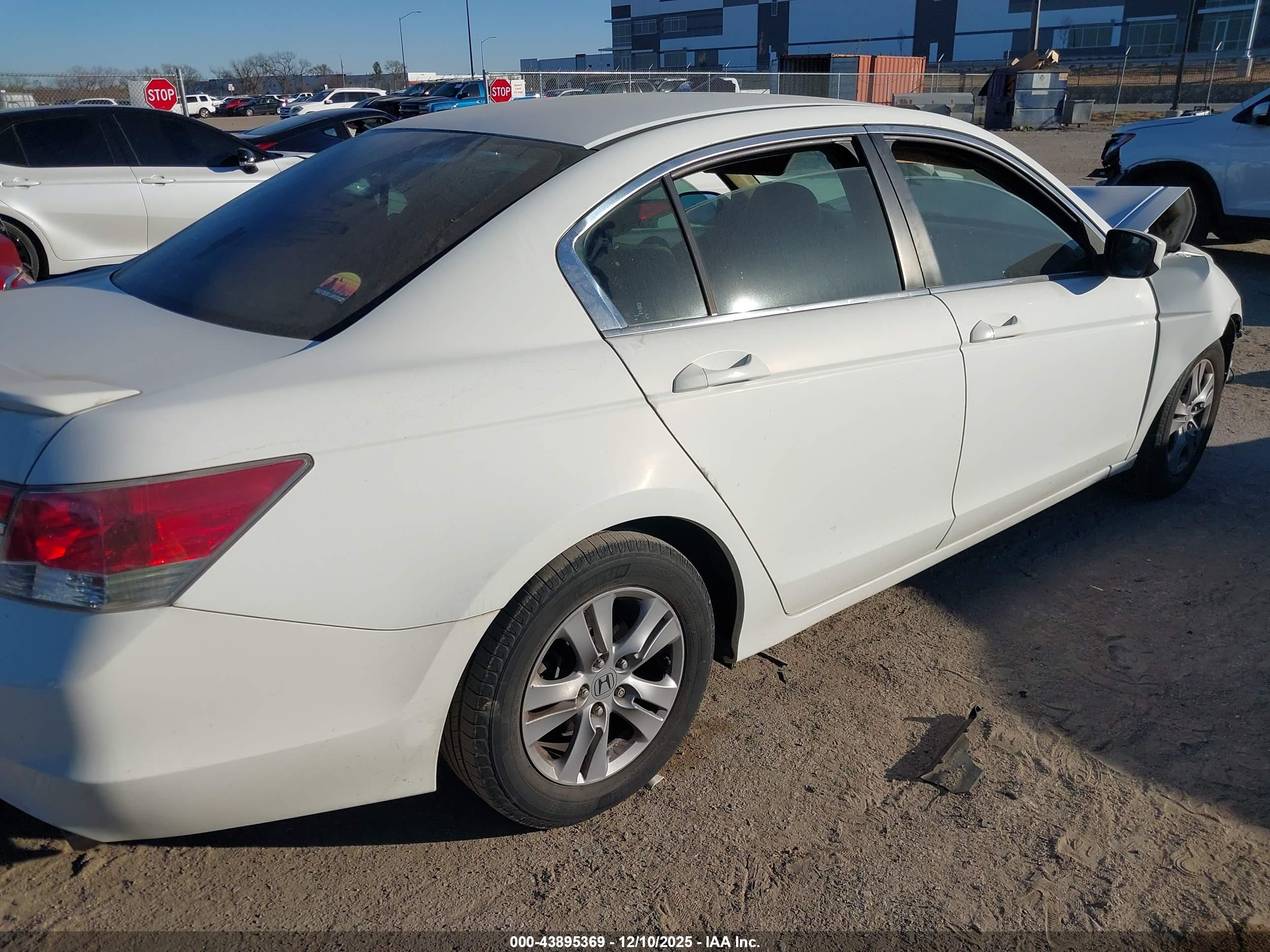 HONDA ACCORD image 4