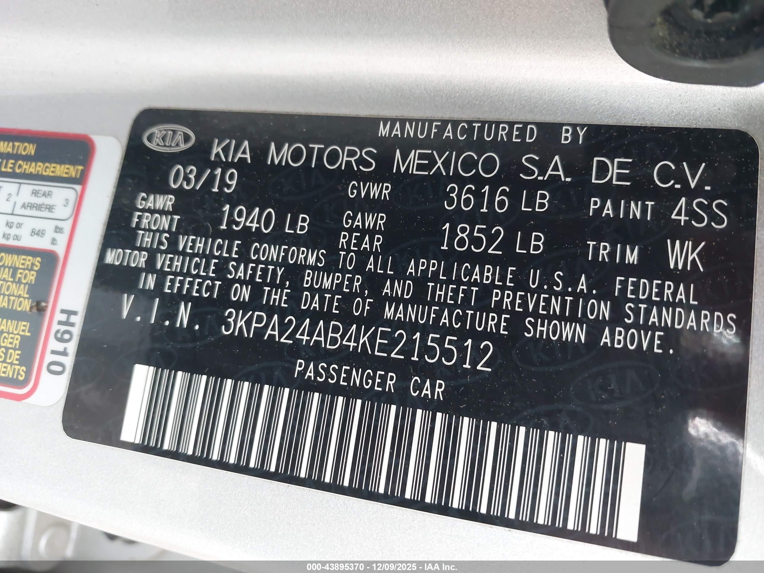 KIA RIO image 9