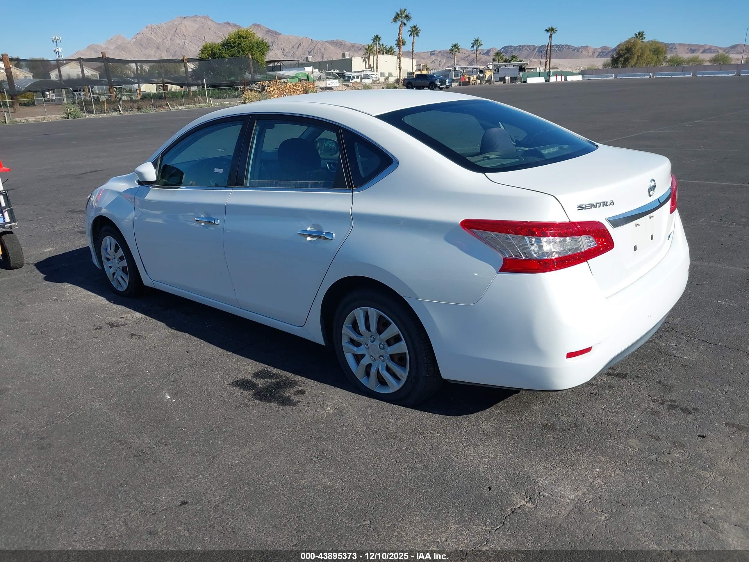NISSAN SENTRA image 3