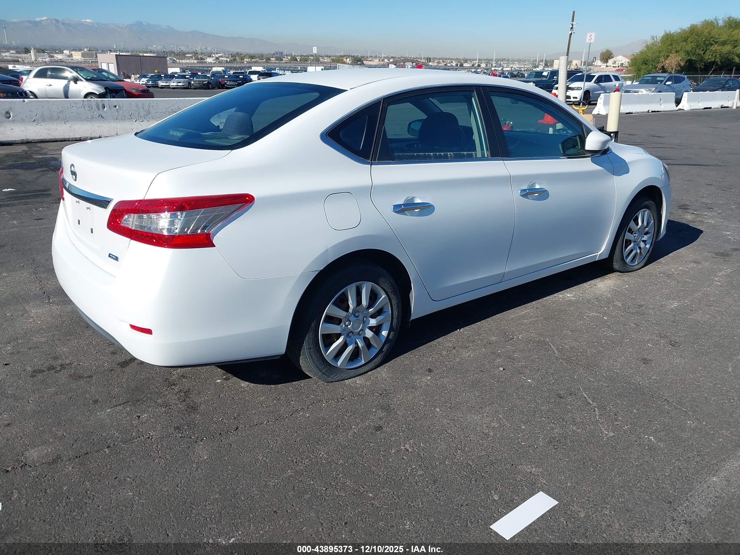 NISSAN SENTRA image 4