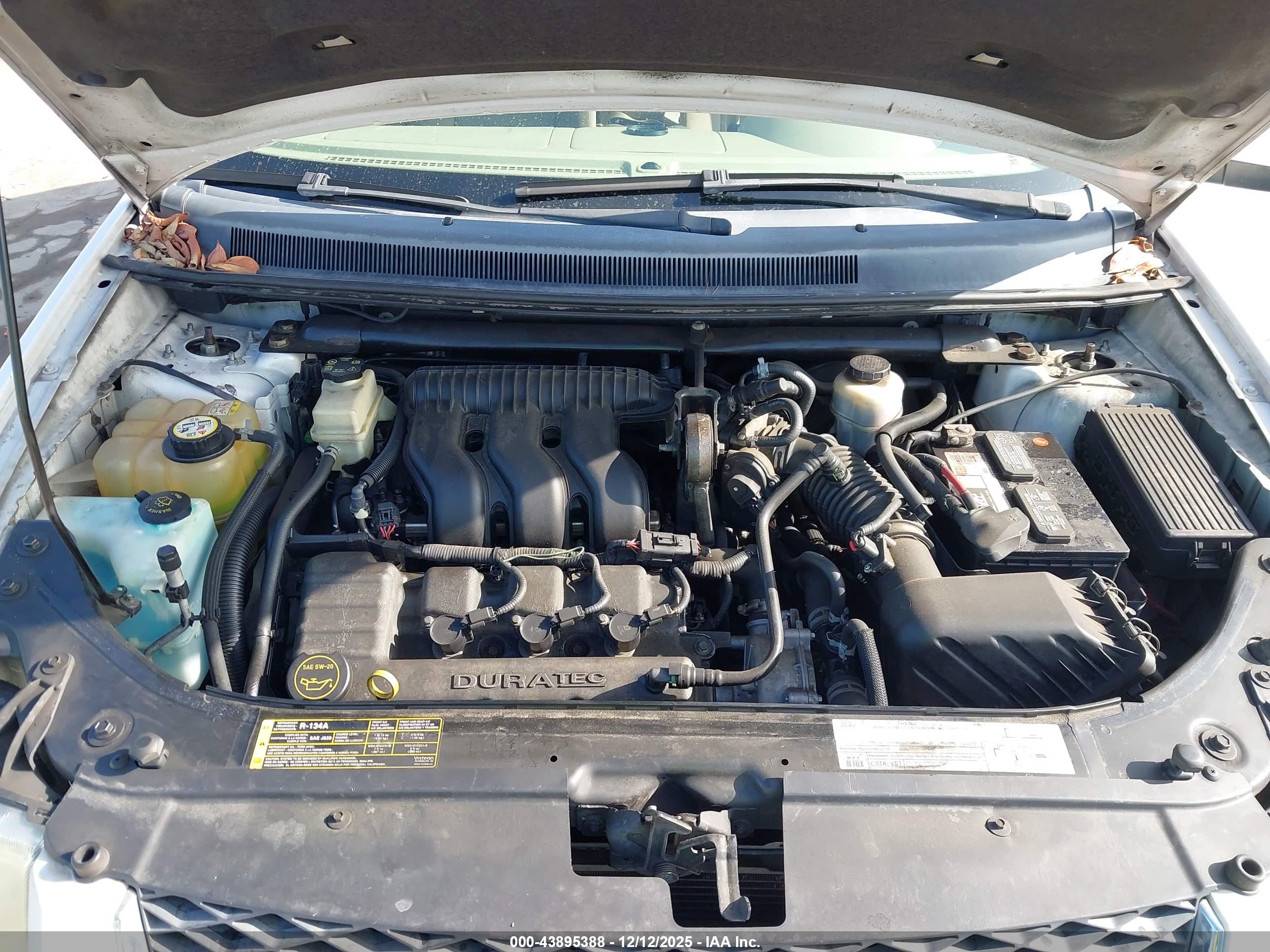 FORD FREESTYLE image 10