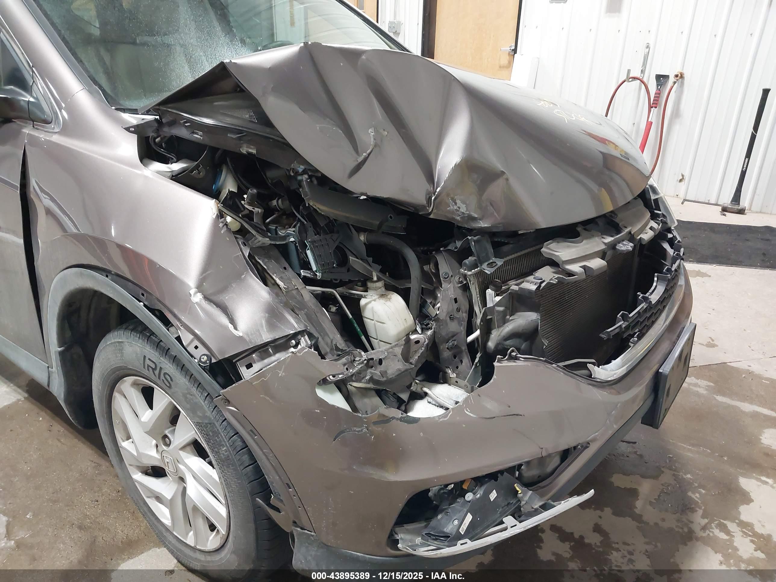 HONDA CR-V image 6