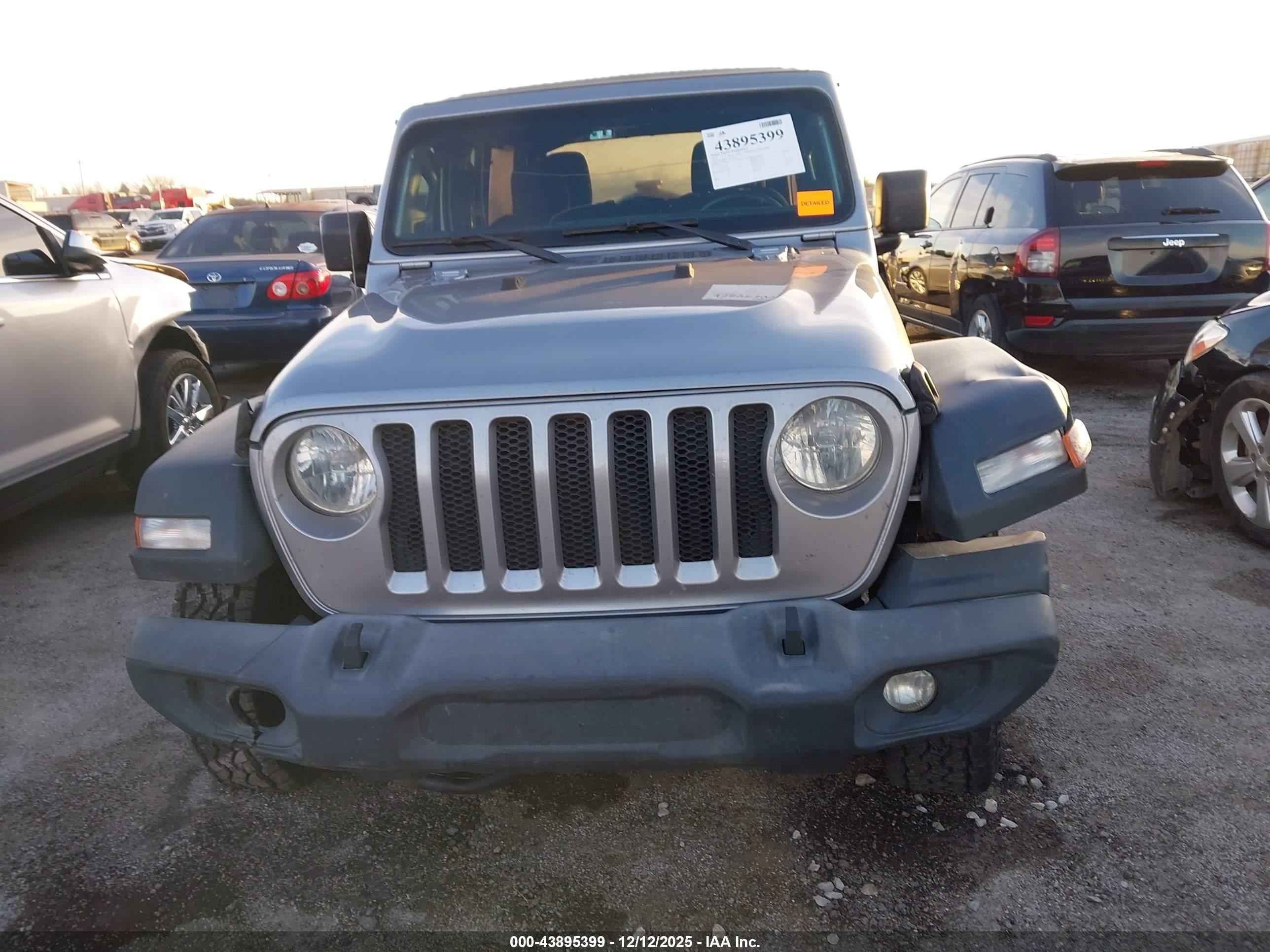 JEEP WRANGLER image 6
