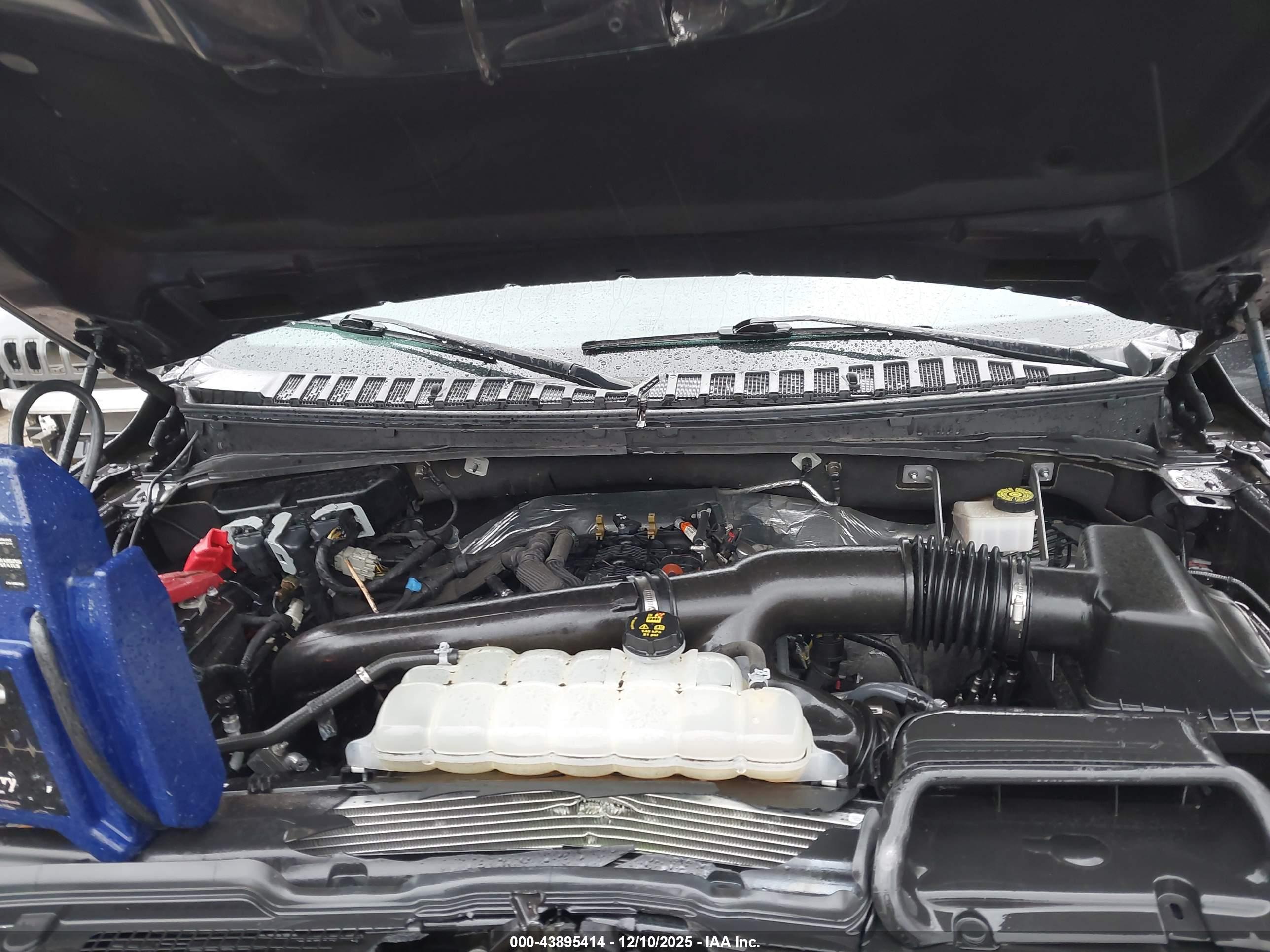 FORD EXPEDITION image 10