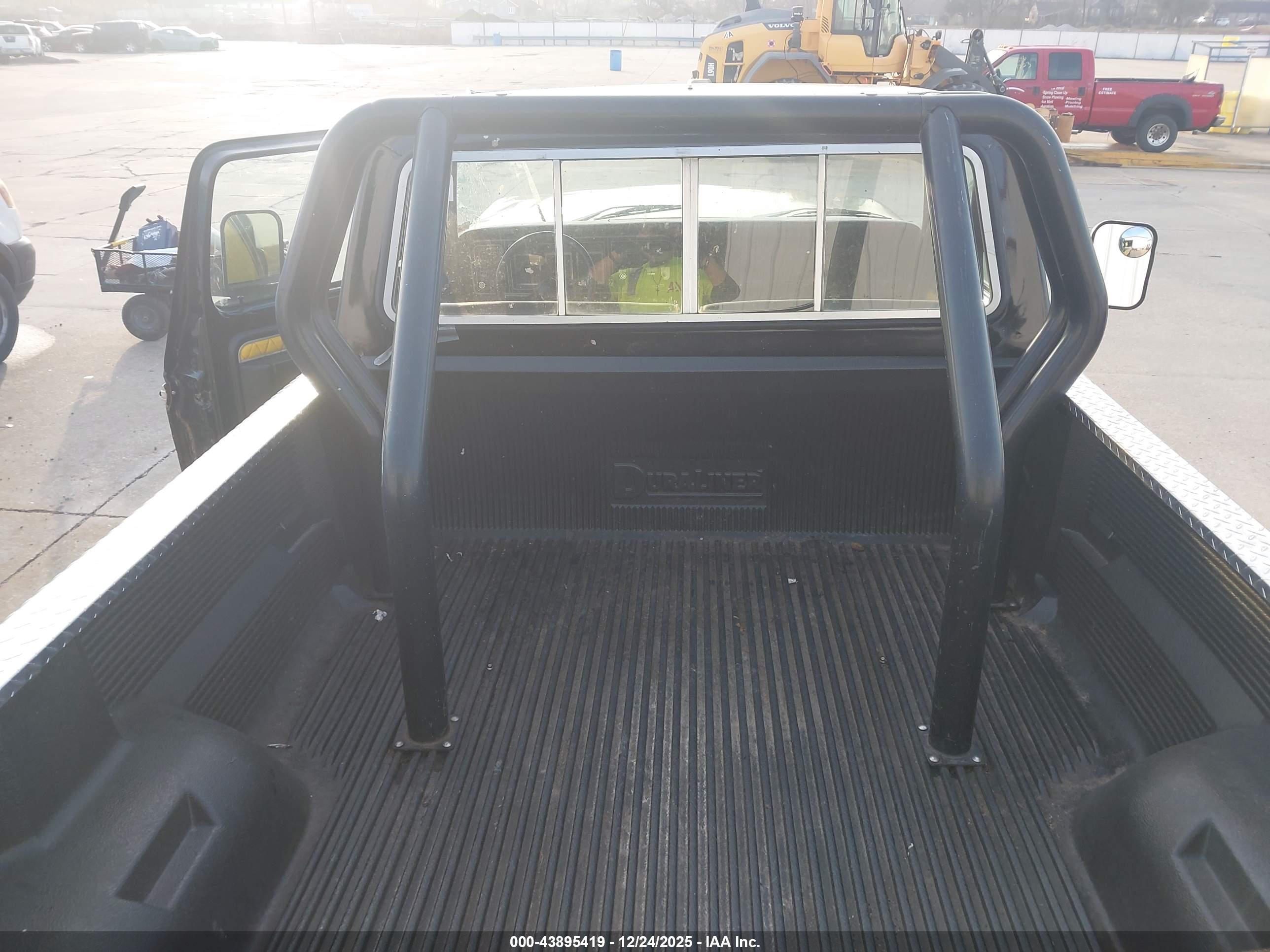 FORD F-350 image 7