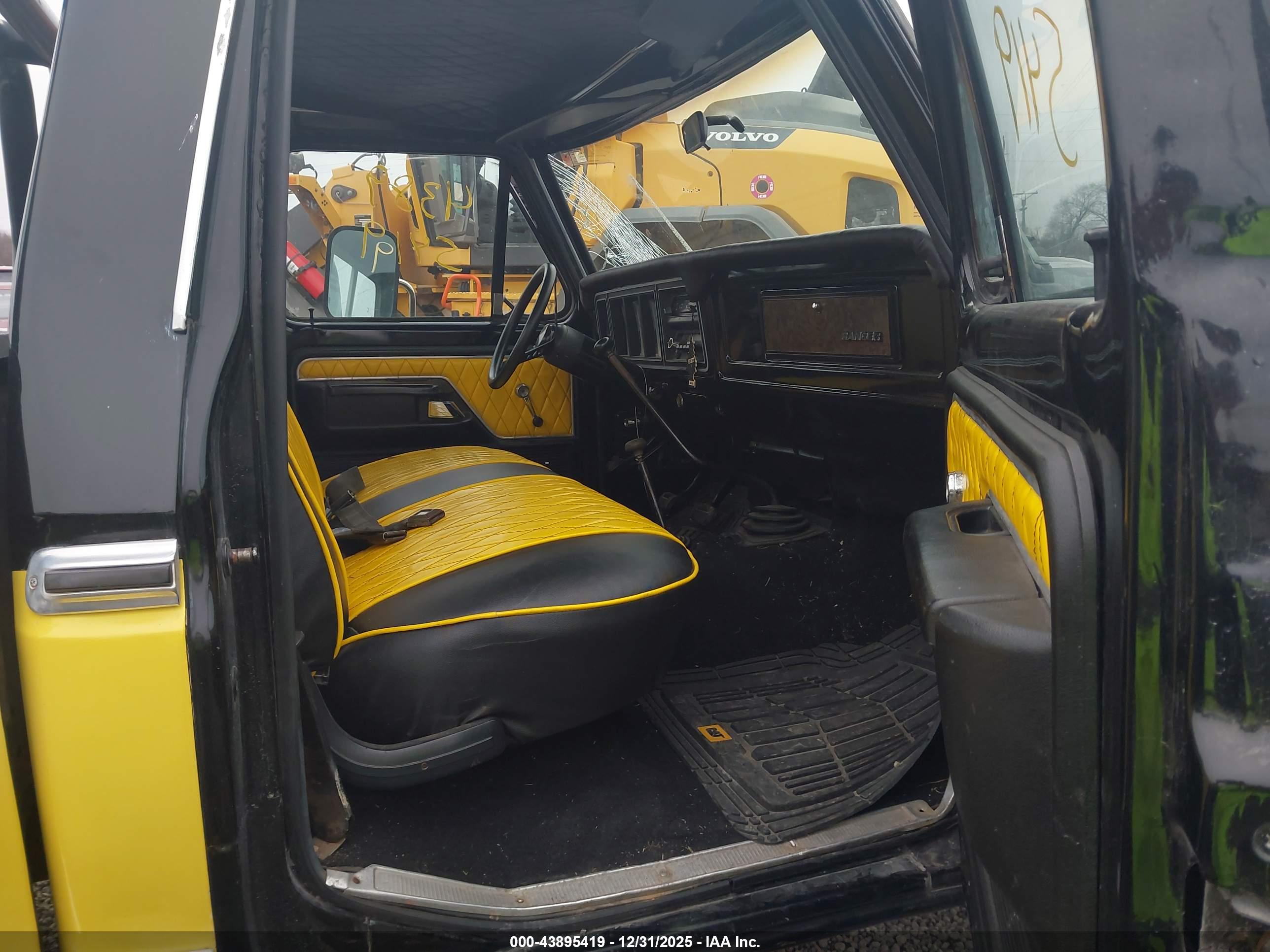 FORD F-350 image 8