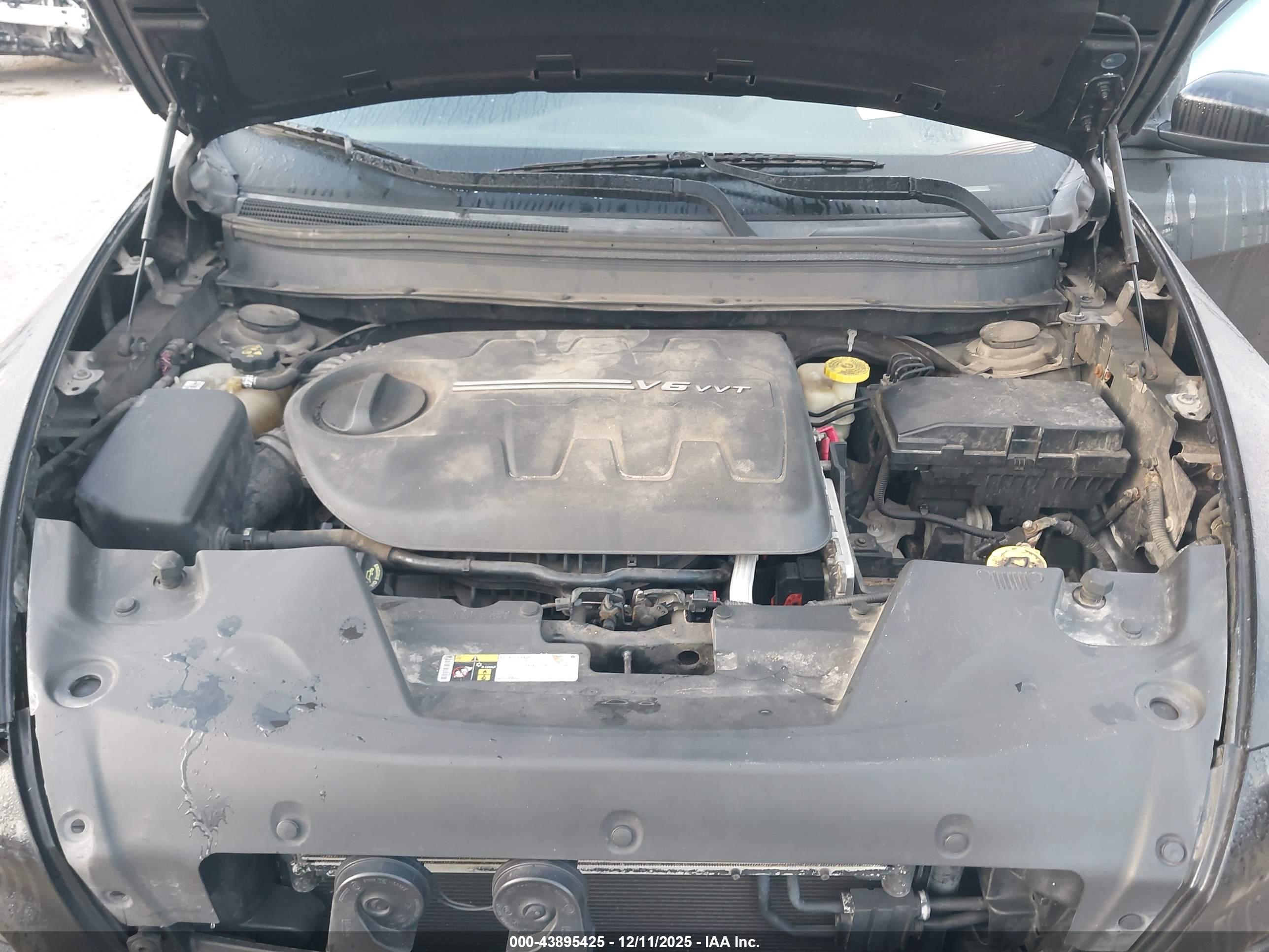 JEEP CHEROKEE image 10