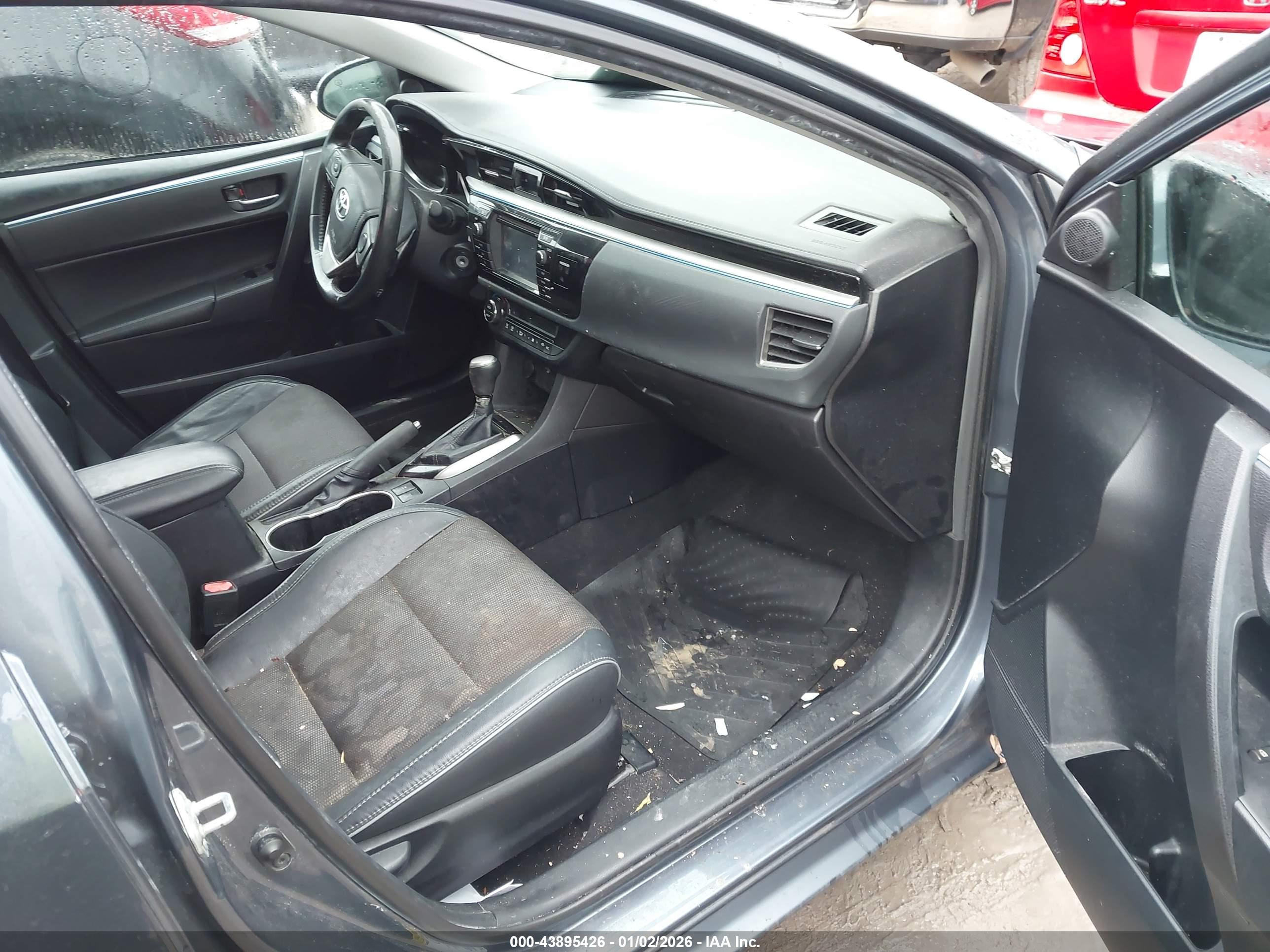 TOYOTA COROLLA image 5