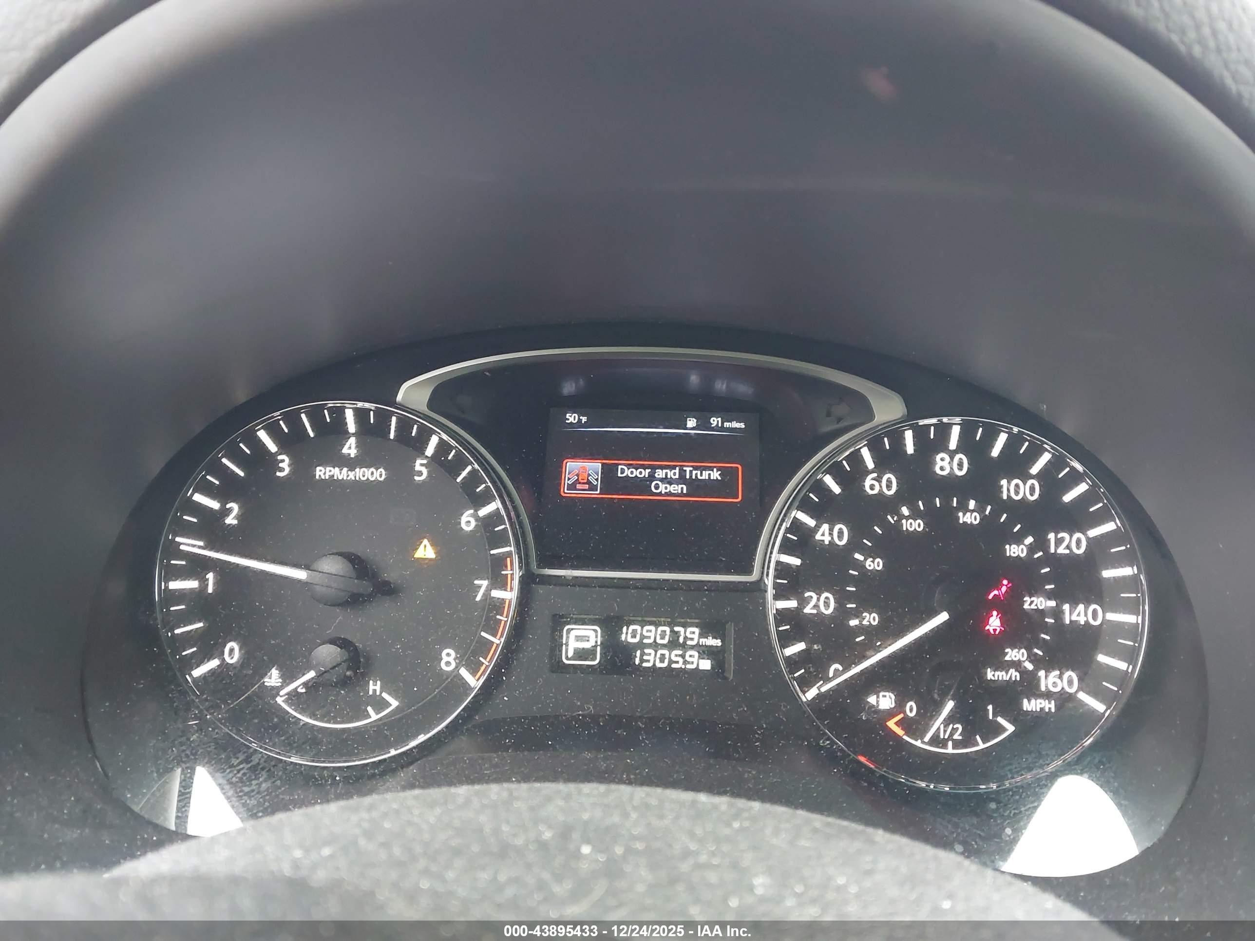 NISSAN ALTIMA image 7