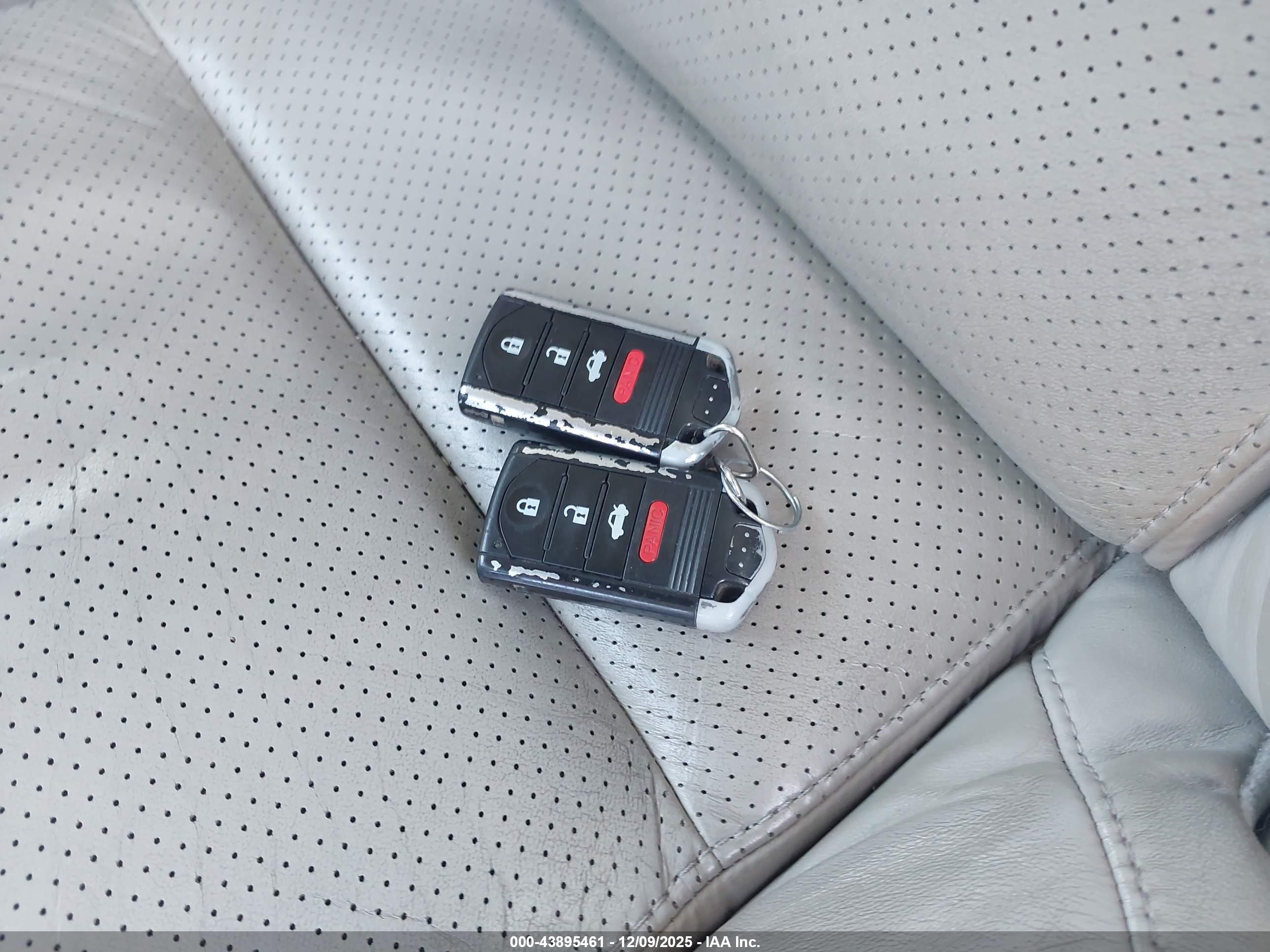 ACURA TL image 11