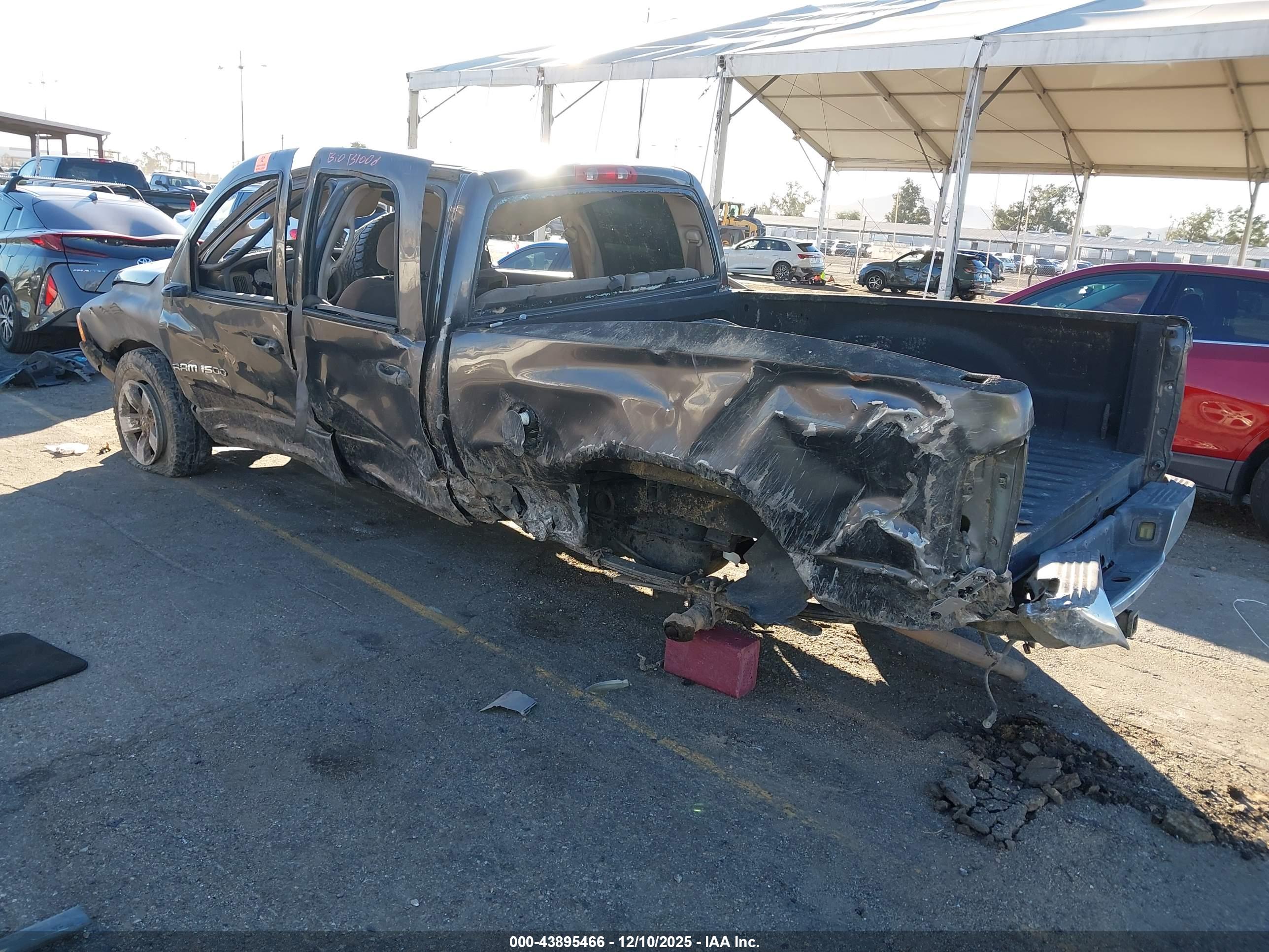 DODGE RAM image 3